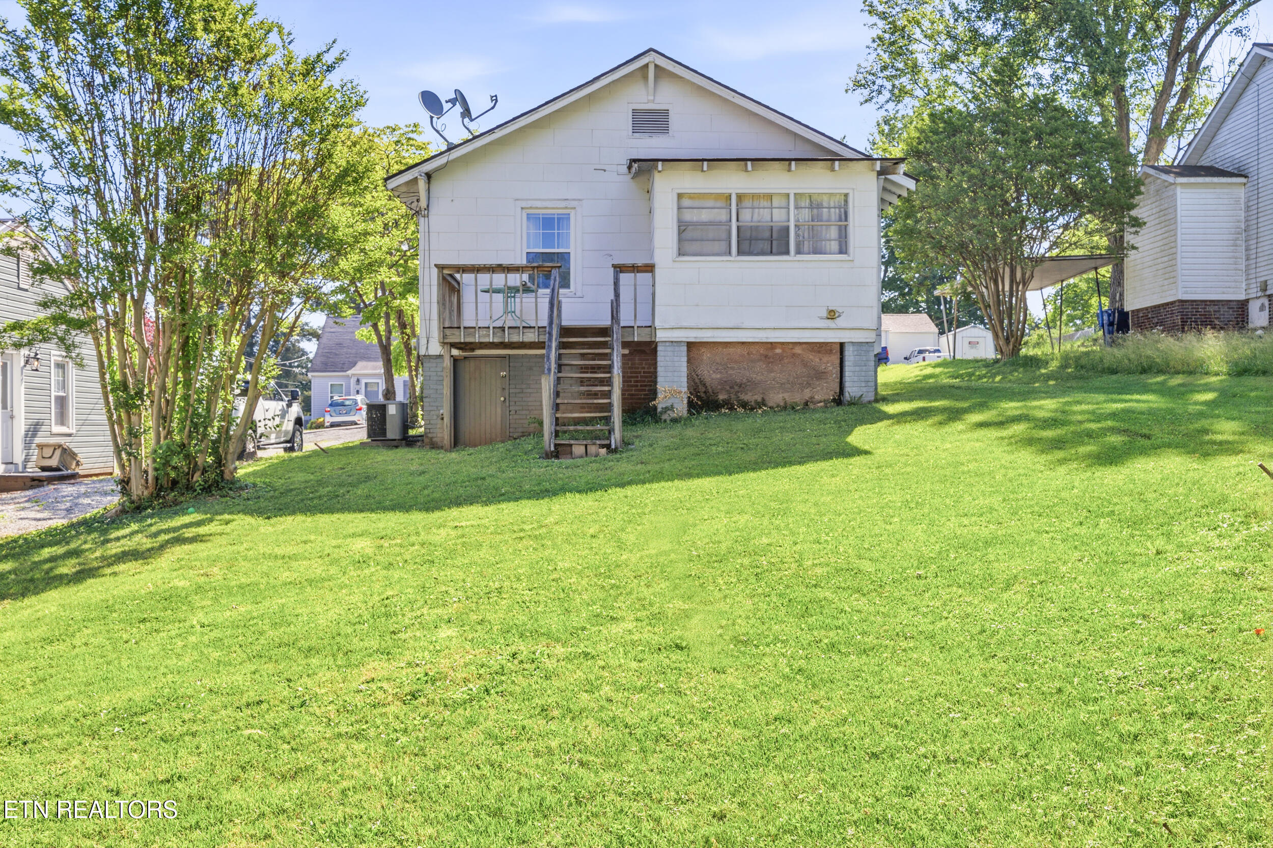 2111 Eastview Avenue Jefferson City TN 37760