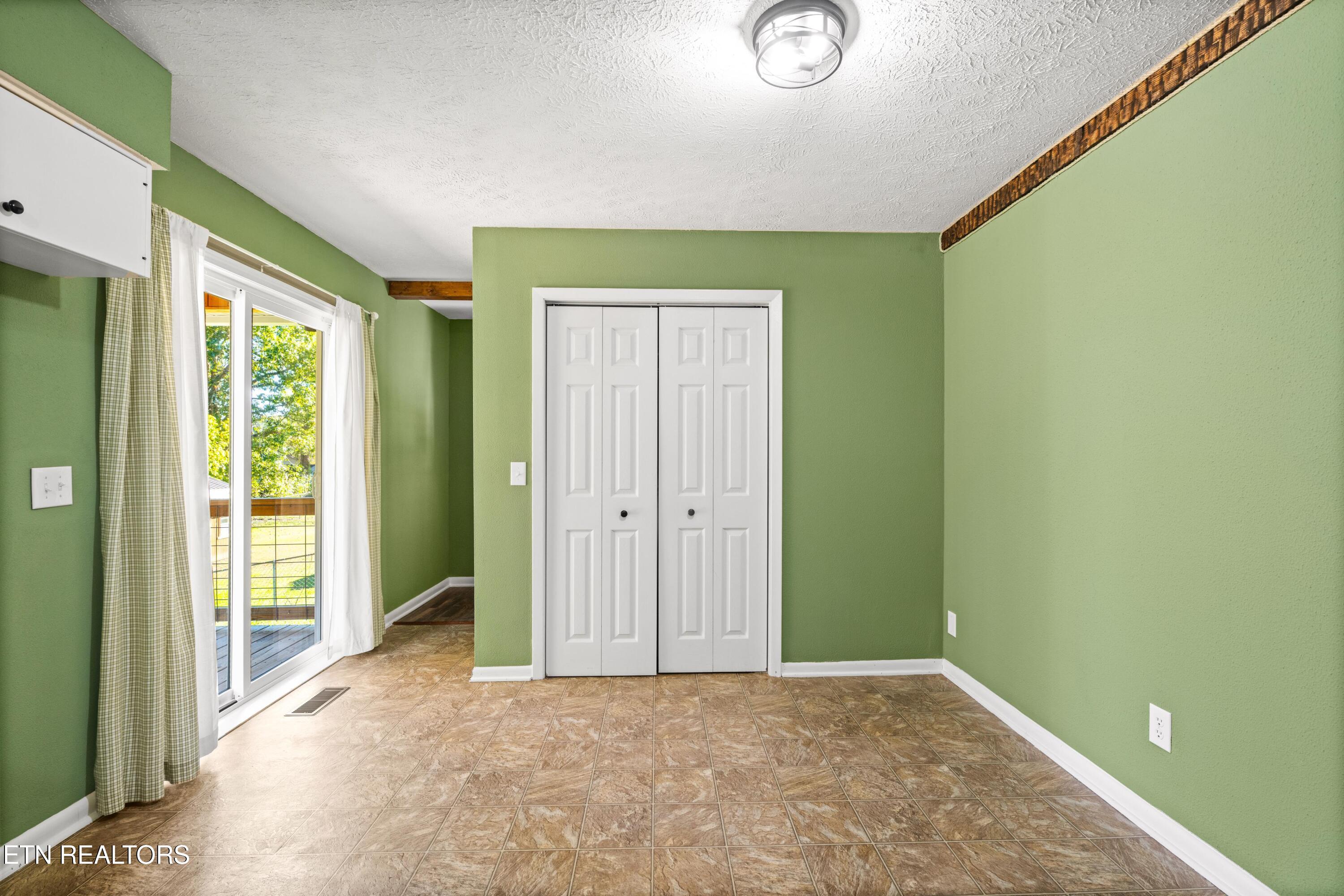 130 Pike Lane Caryville TN 37714