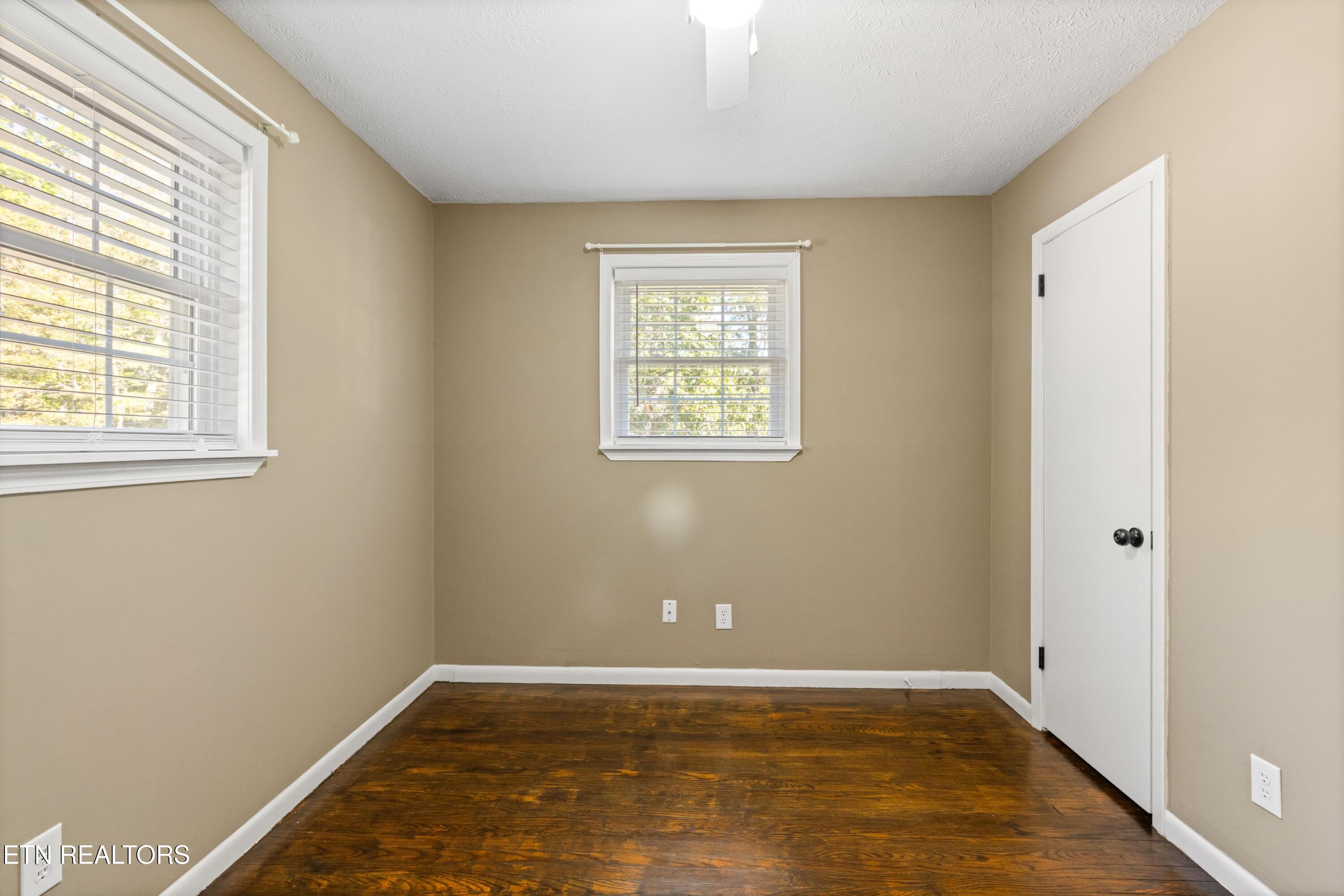 130 Pike Lane Caryville TN 37714