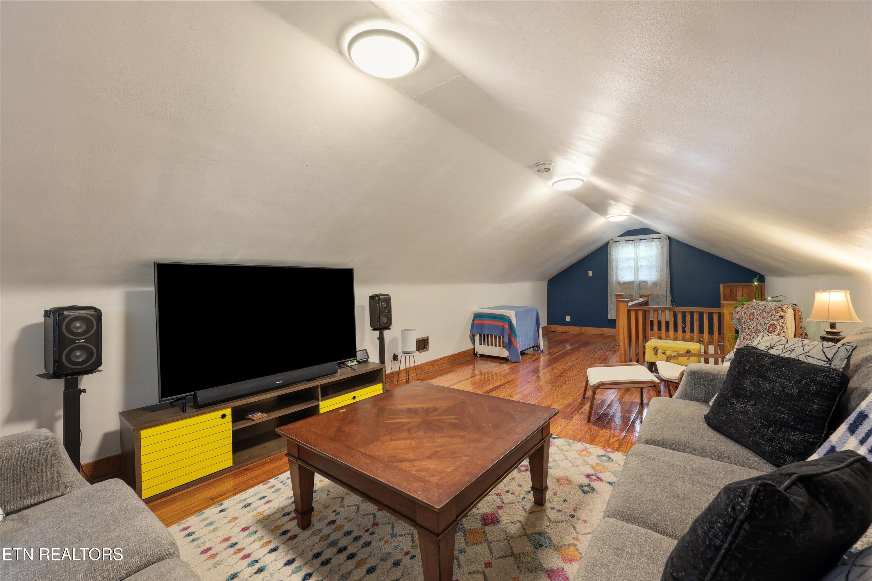 2013 Woodson Drive Knoxville TN 37920