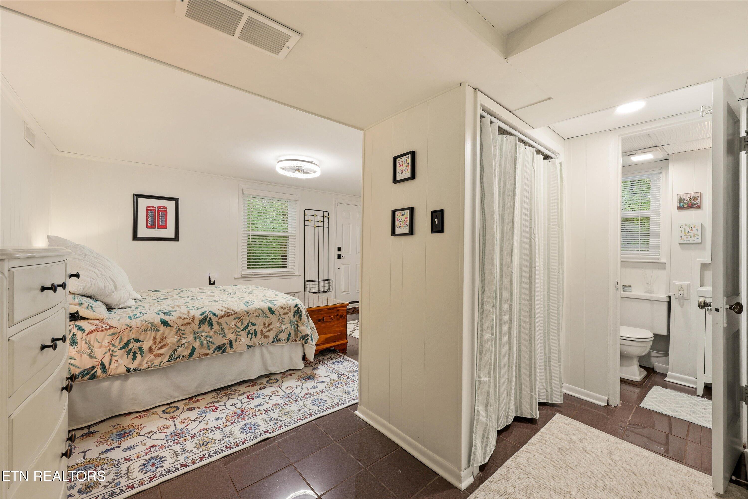 2013 Woodson Drive Knoxville TN 37920