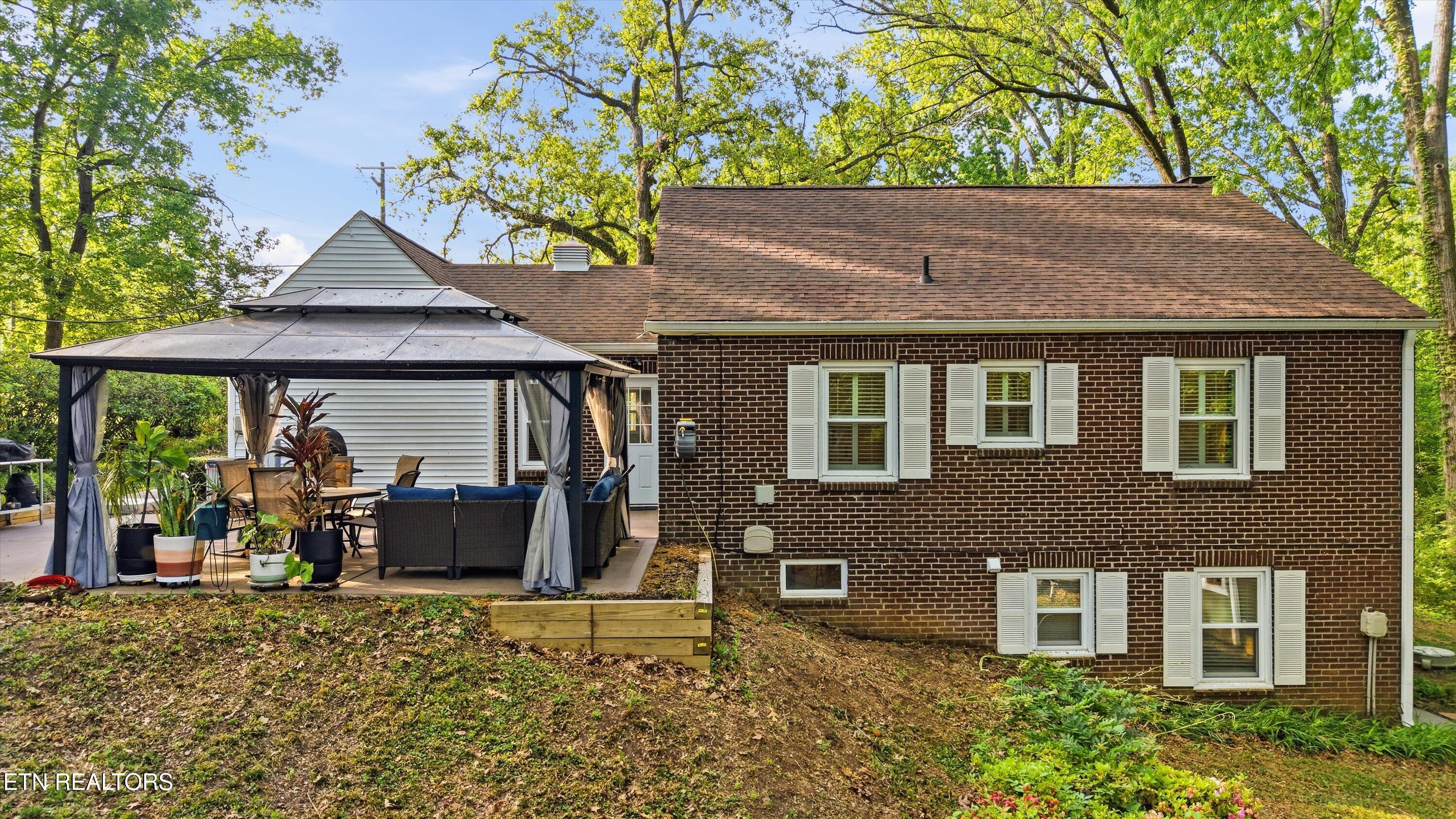 2013 Woodson Drive Knoxville TN 37920