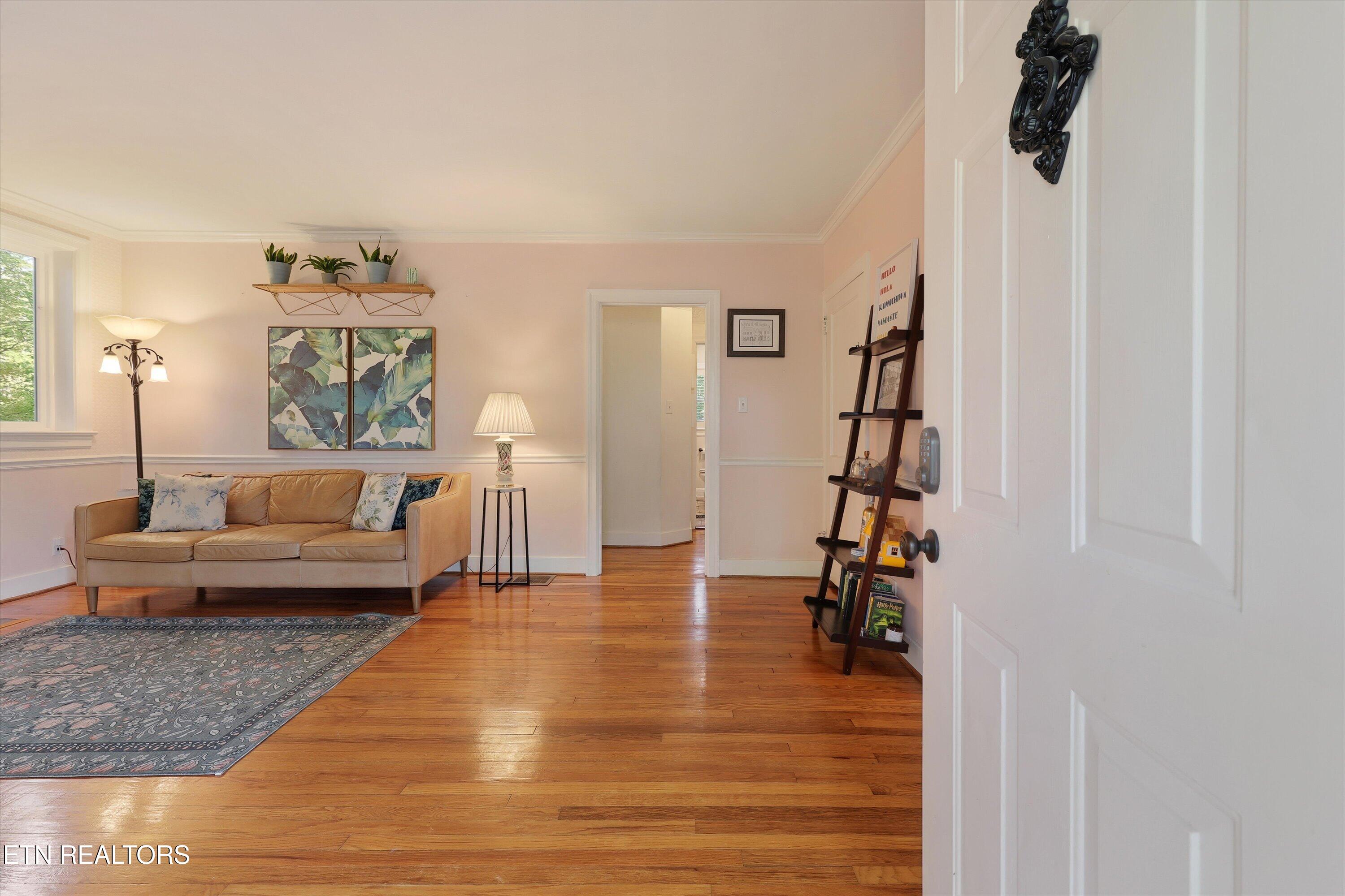 2013 Woodson Drive Knoxville TN 37920
