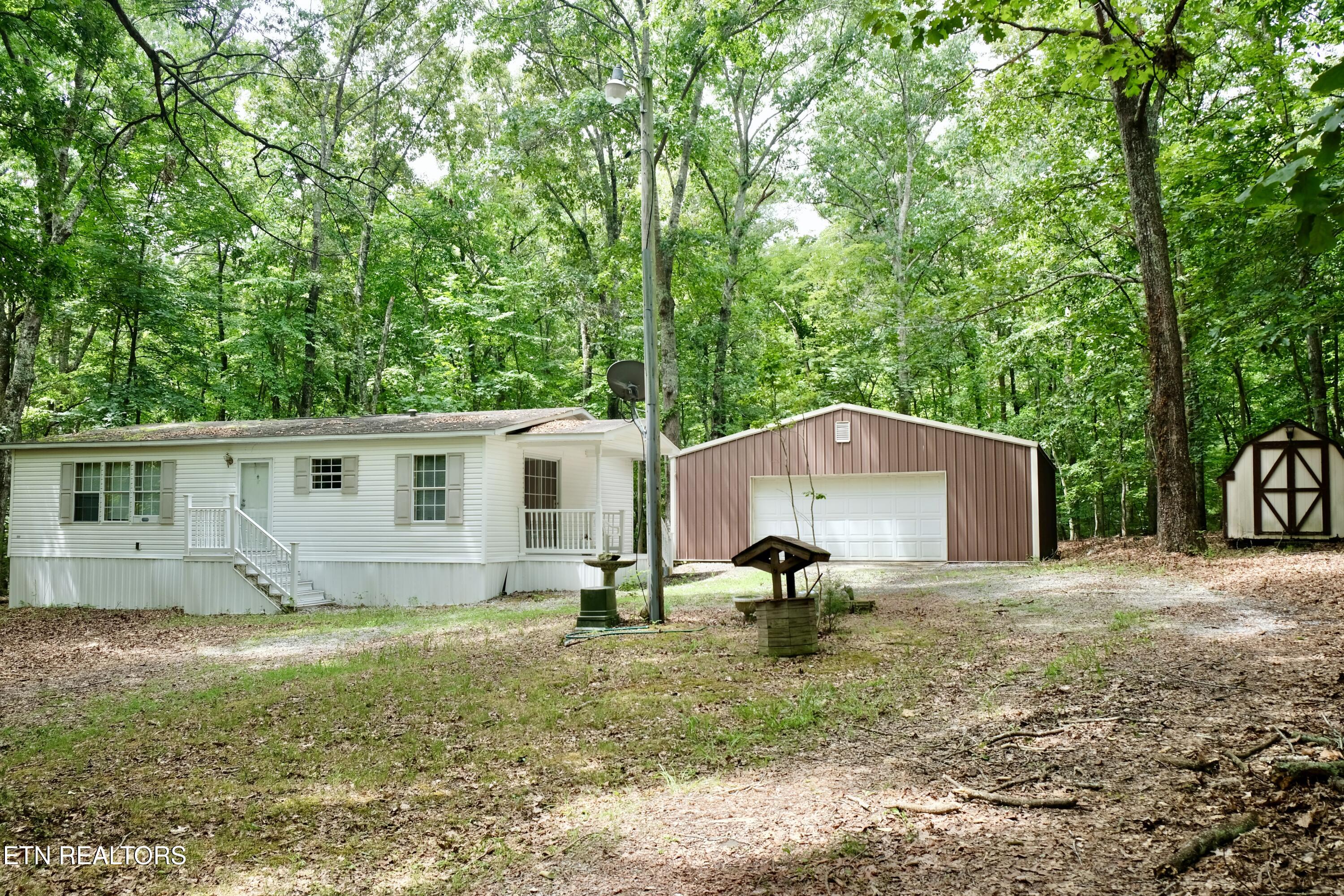 756 Ewing Cemetery Road Spring City TN 37381