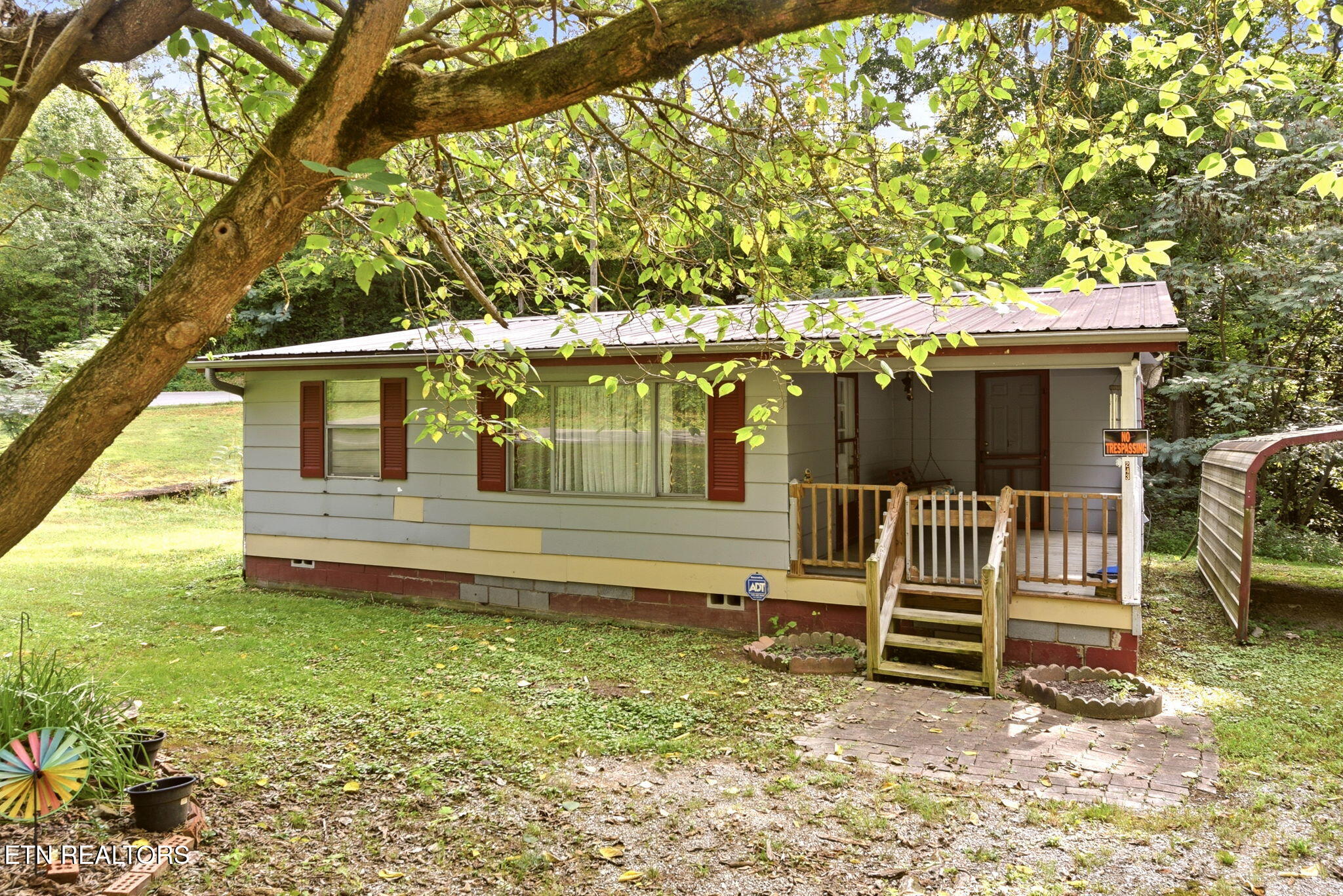 243 Smith Road Clinton TN 37716