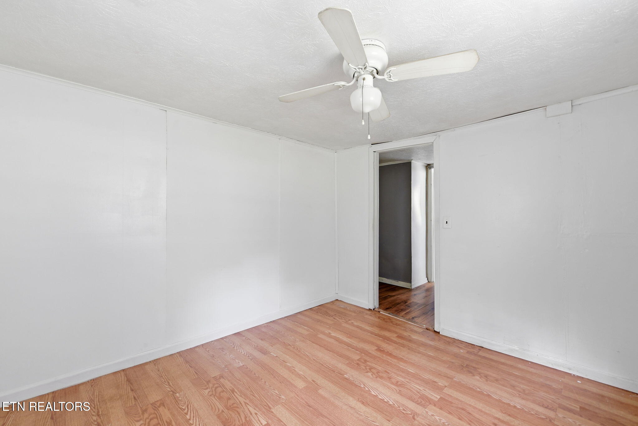 243 Smith Road Clinton TN 37716