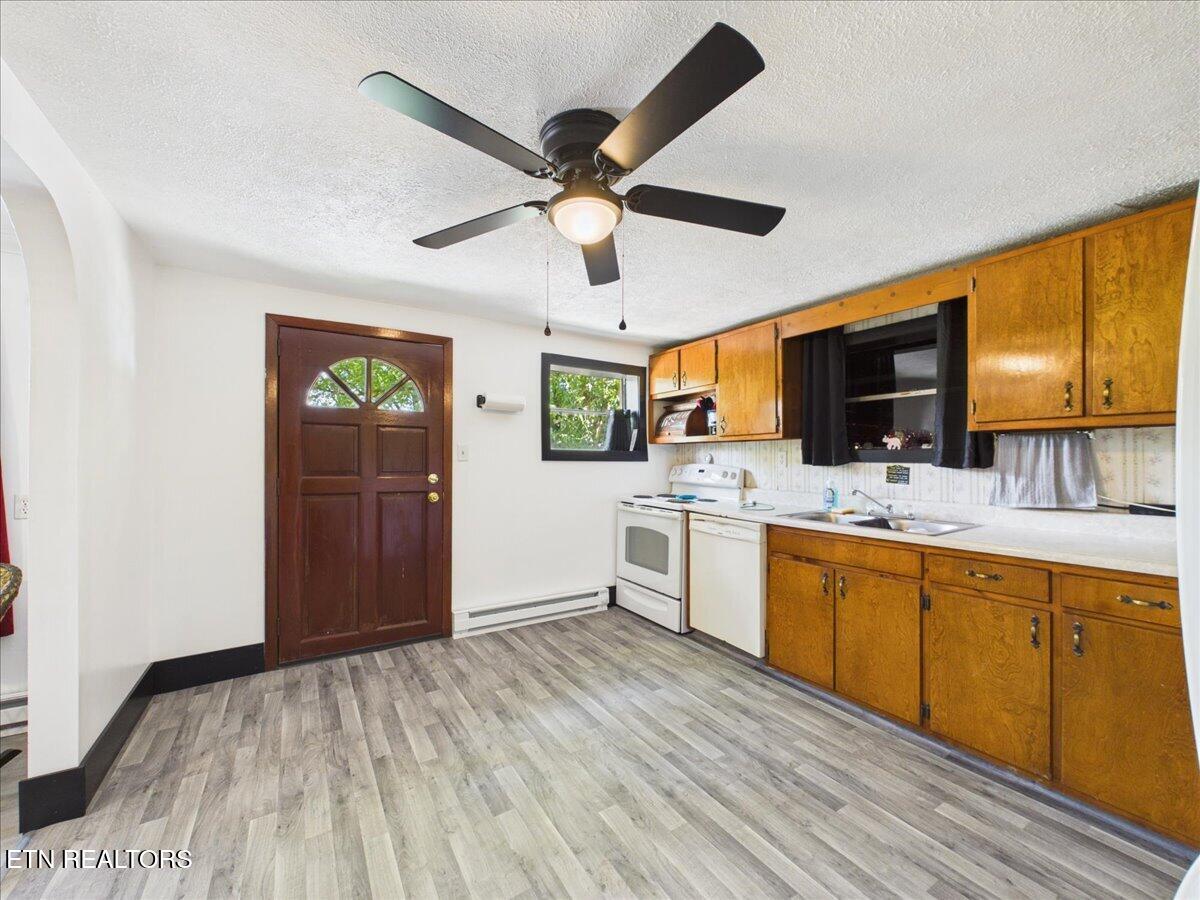 1924 Fugate Street Tazewell TN 37879