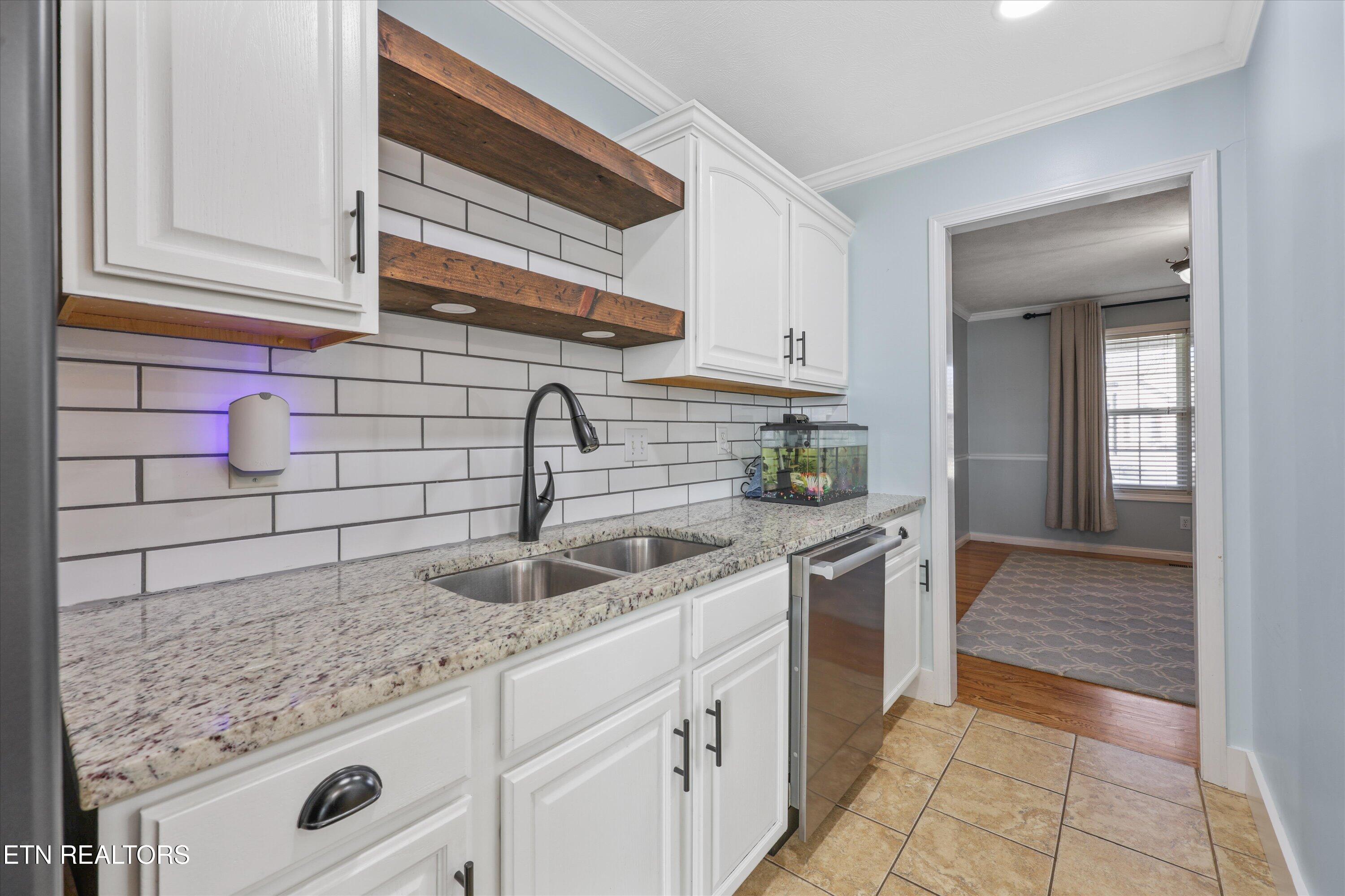 1057 Summerfield Drive Maryville TN 37801