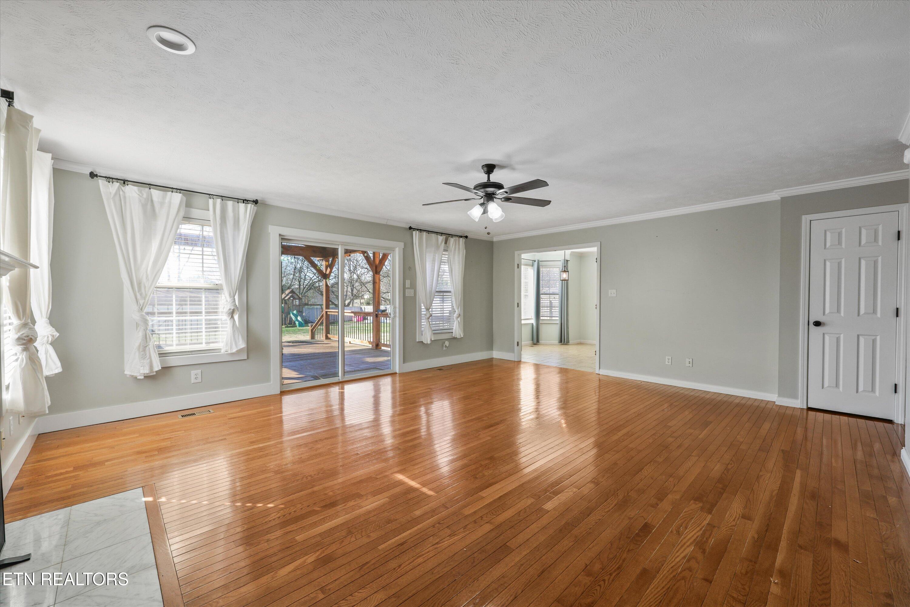 1057 Summerfield Drive Maryville TN 37801