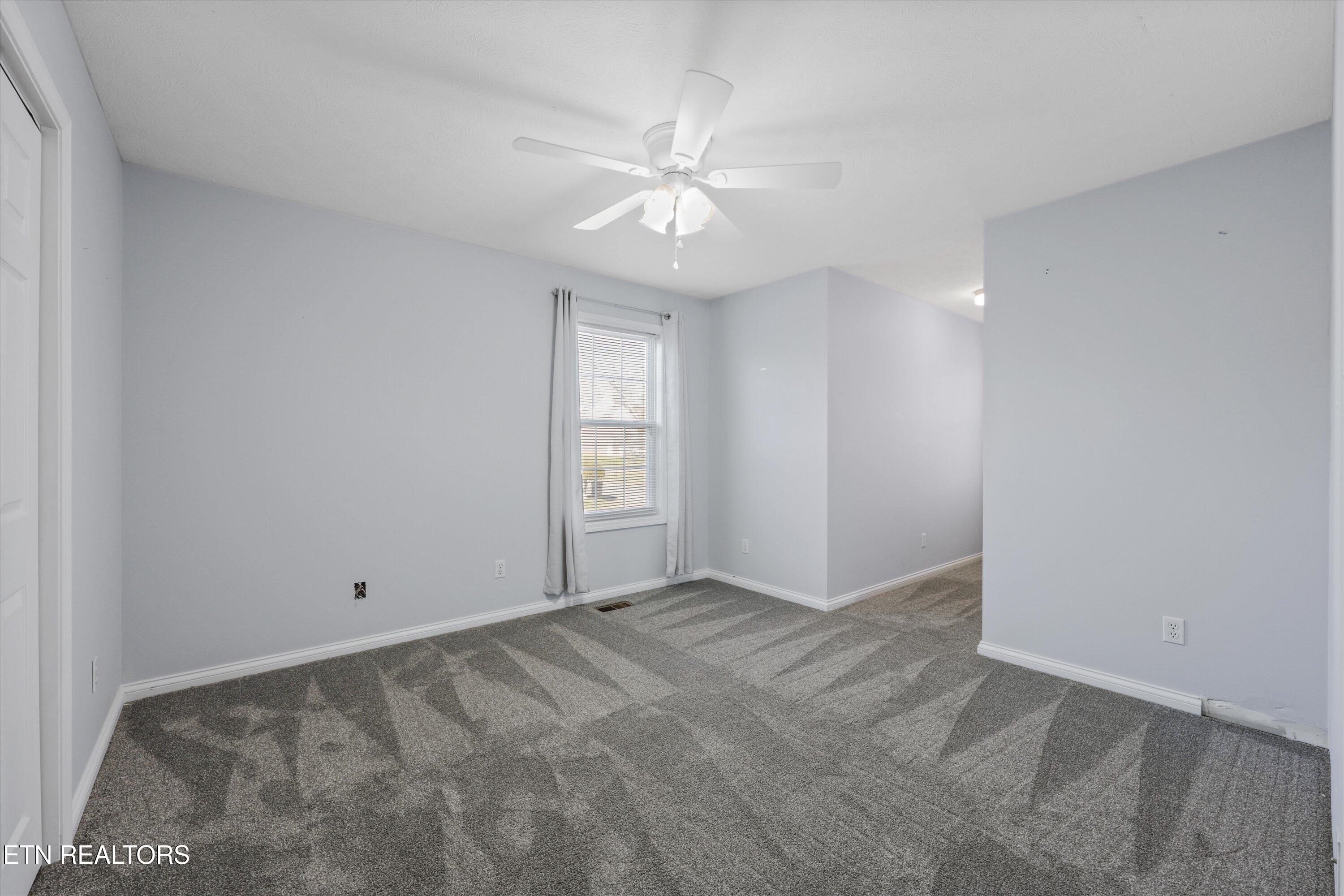 1057 Summerfield Drive Maryville TN 37801