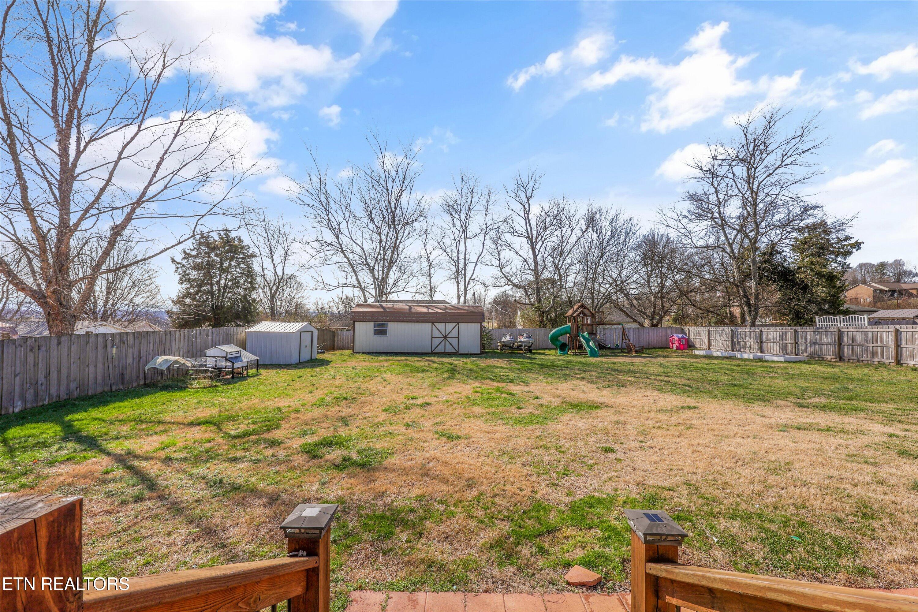 1057 Summerfield Drive Maryville TN 37801