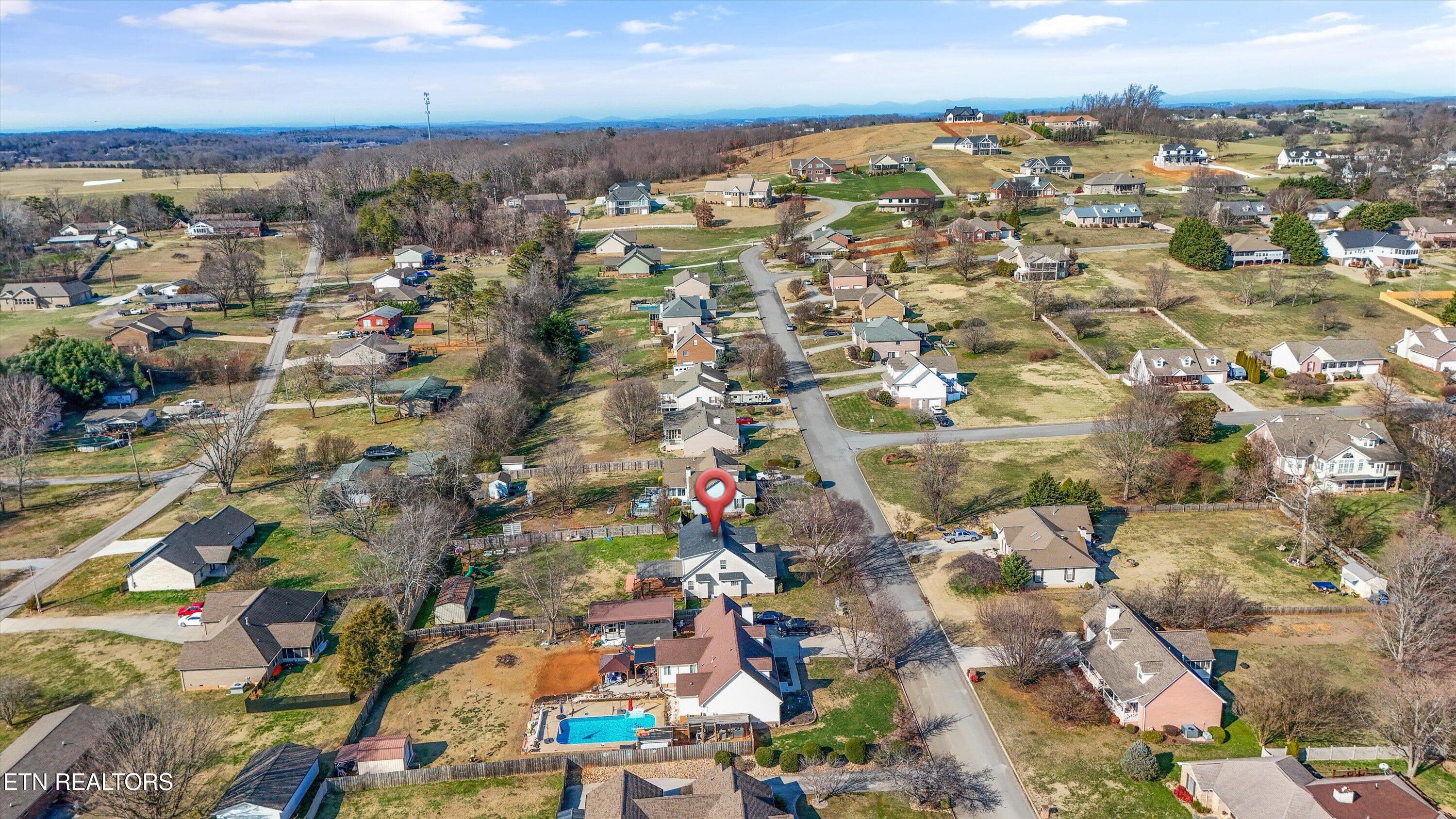 1057 Summerfield Drive Maryville TN 37801
