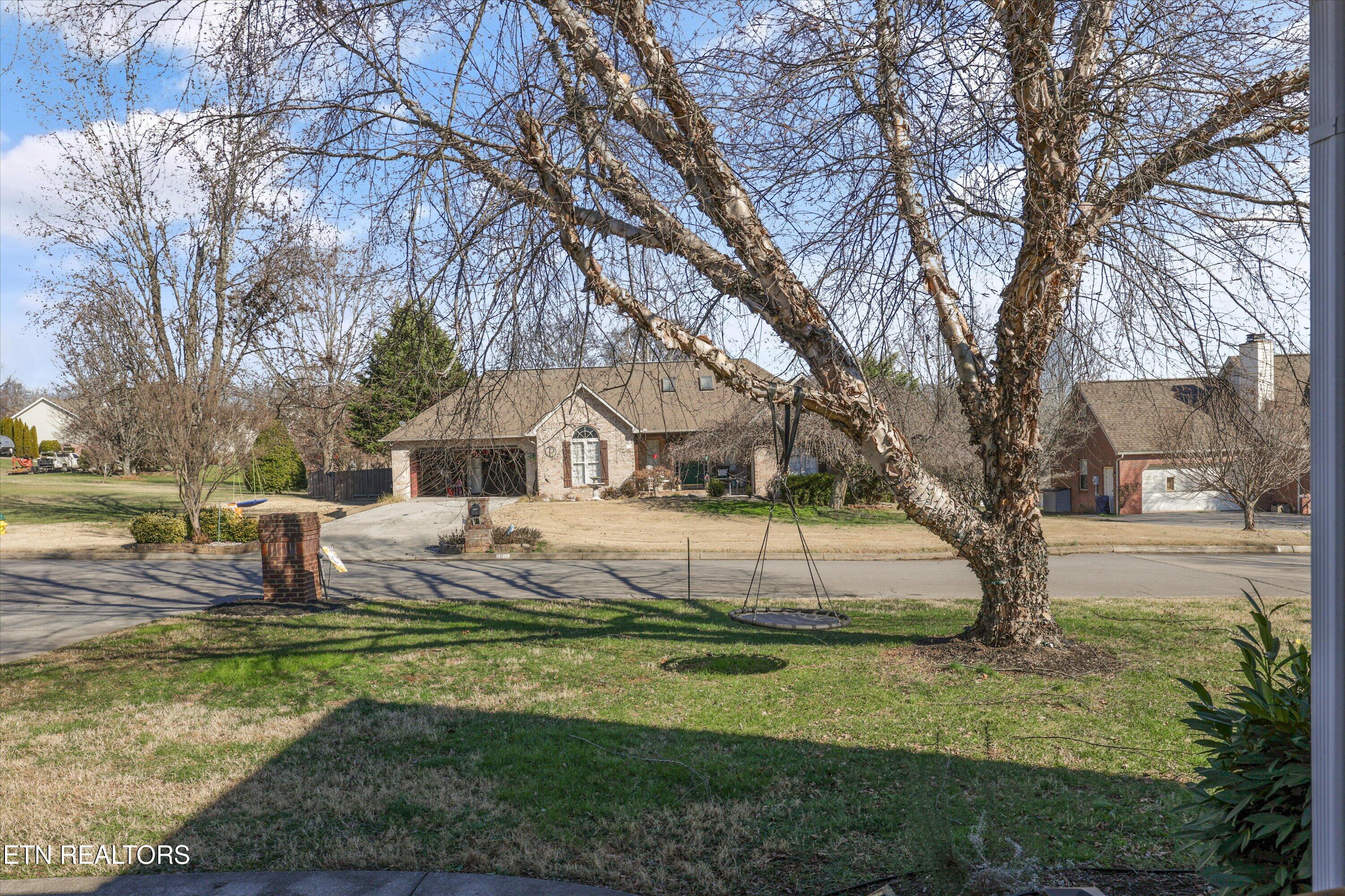 1057 Summerfield Drive Maryville TN 37801
