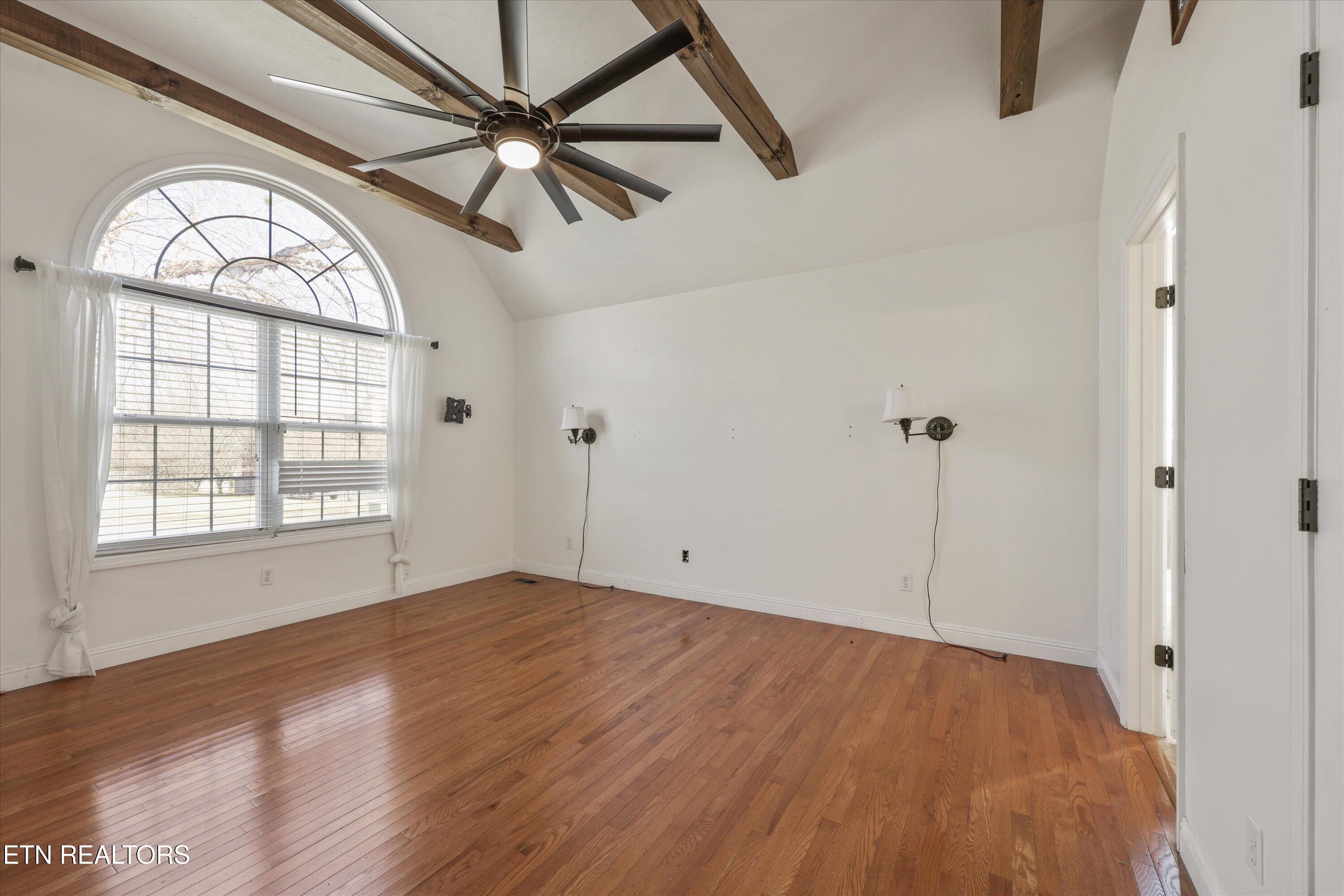 1057 Summerfield Drive Maryville TN 37801