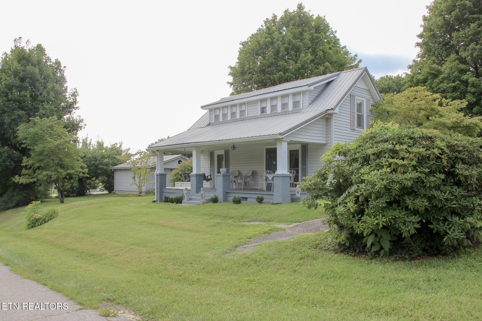 301 W Crawford Avenue Monterey TN 38574