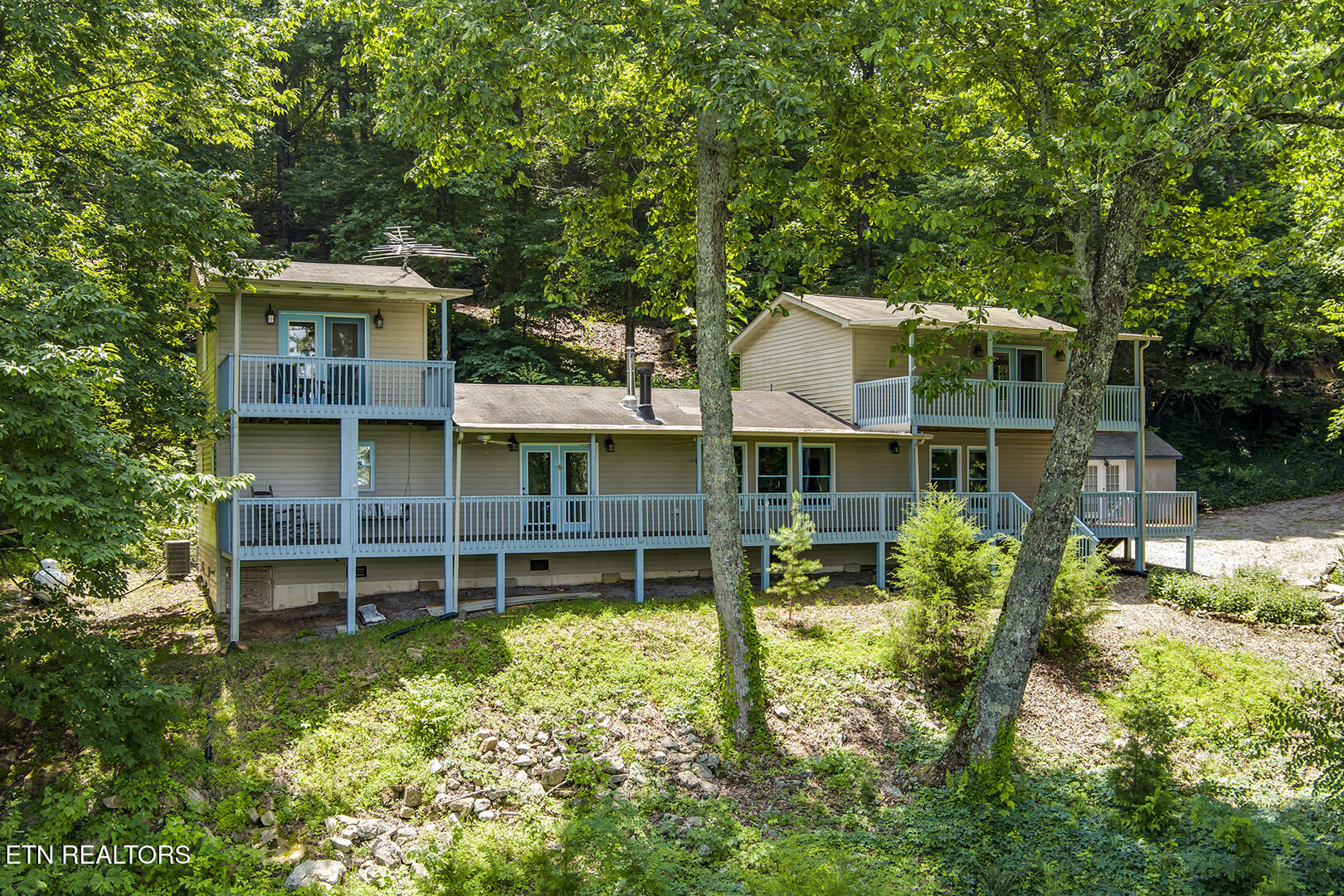 4171 Chilhowee Trail Maryville TN 37803