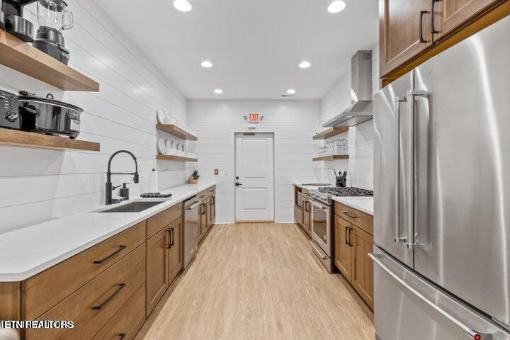 6183 Silent Bell Avenue Powell TN 37849