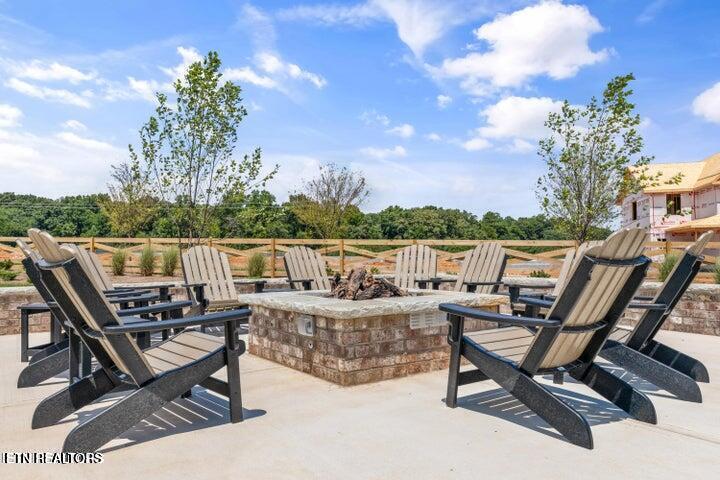 6183 Silent Bell Avenue Powell TN 37849