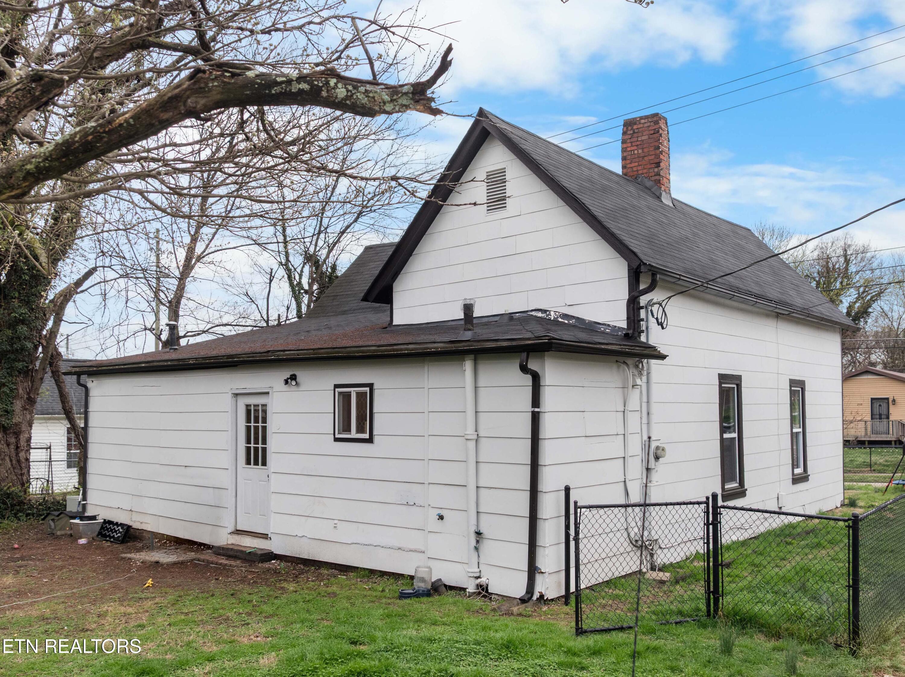 2918 Johnston Street Knoxville TN 37921