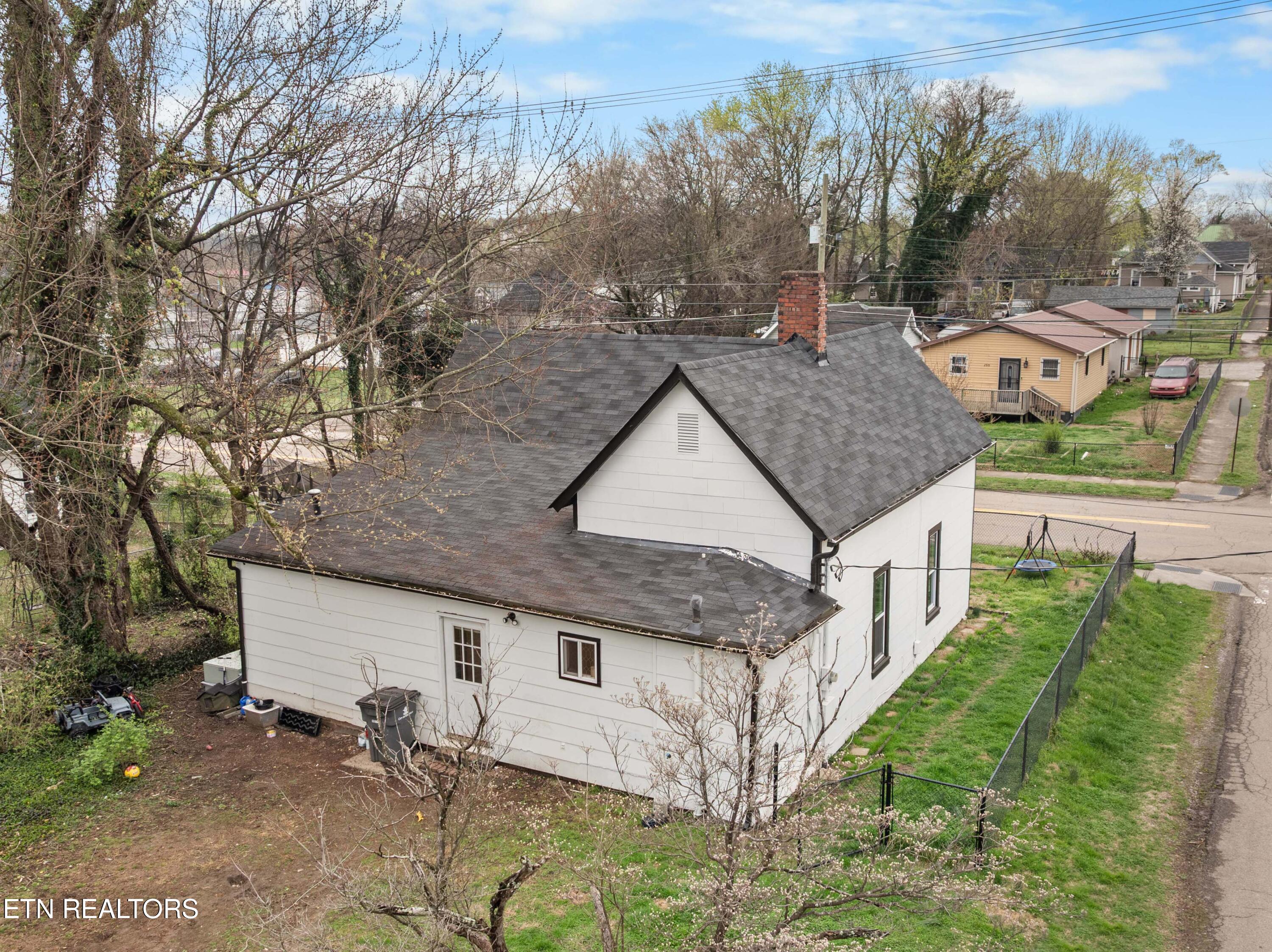 2918 Johnston Street Knoxville TN 37921