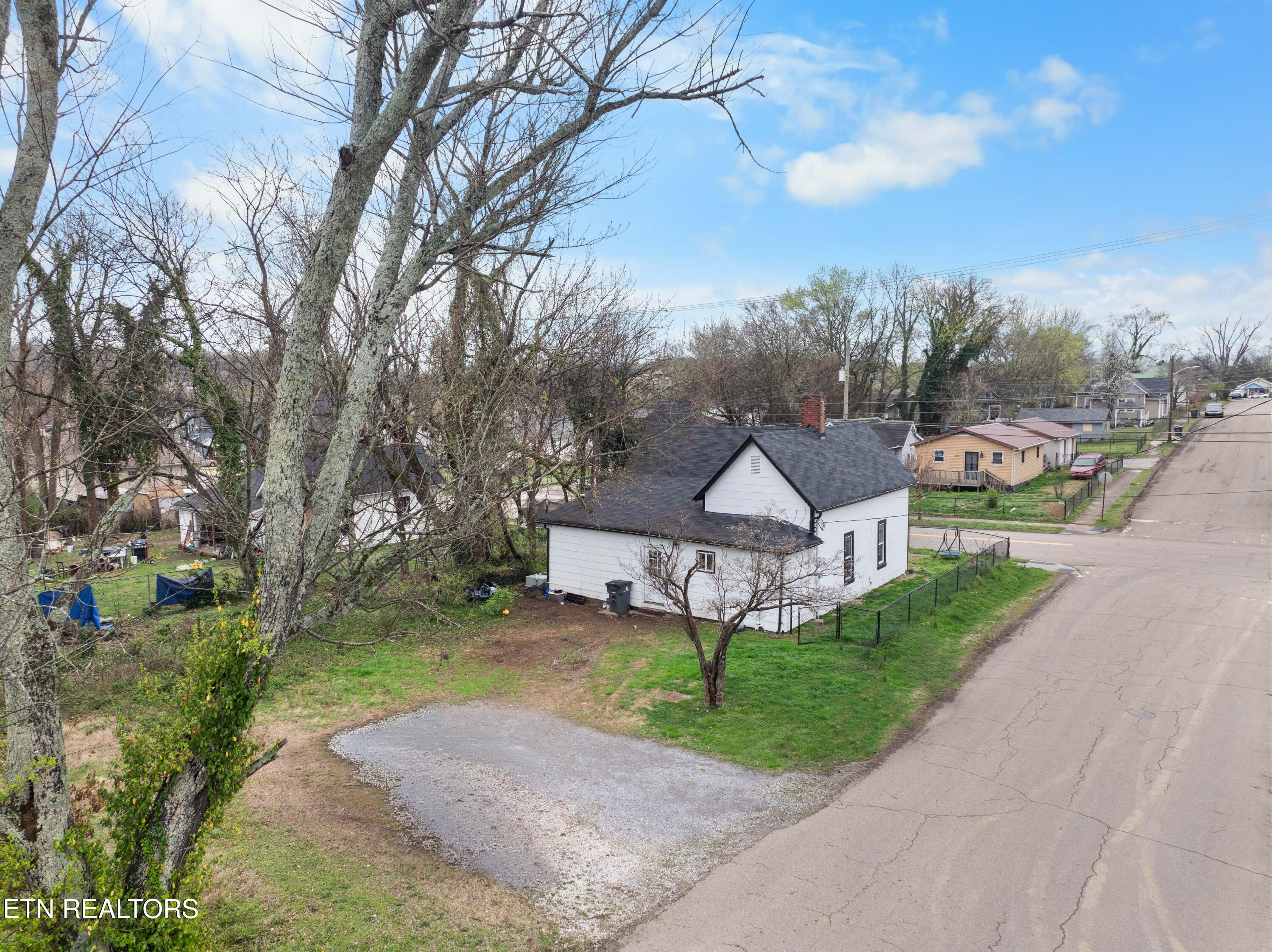 2918 Johnston Street Knoxville TN 37921