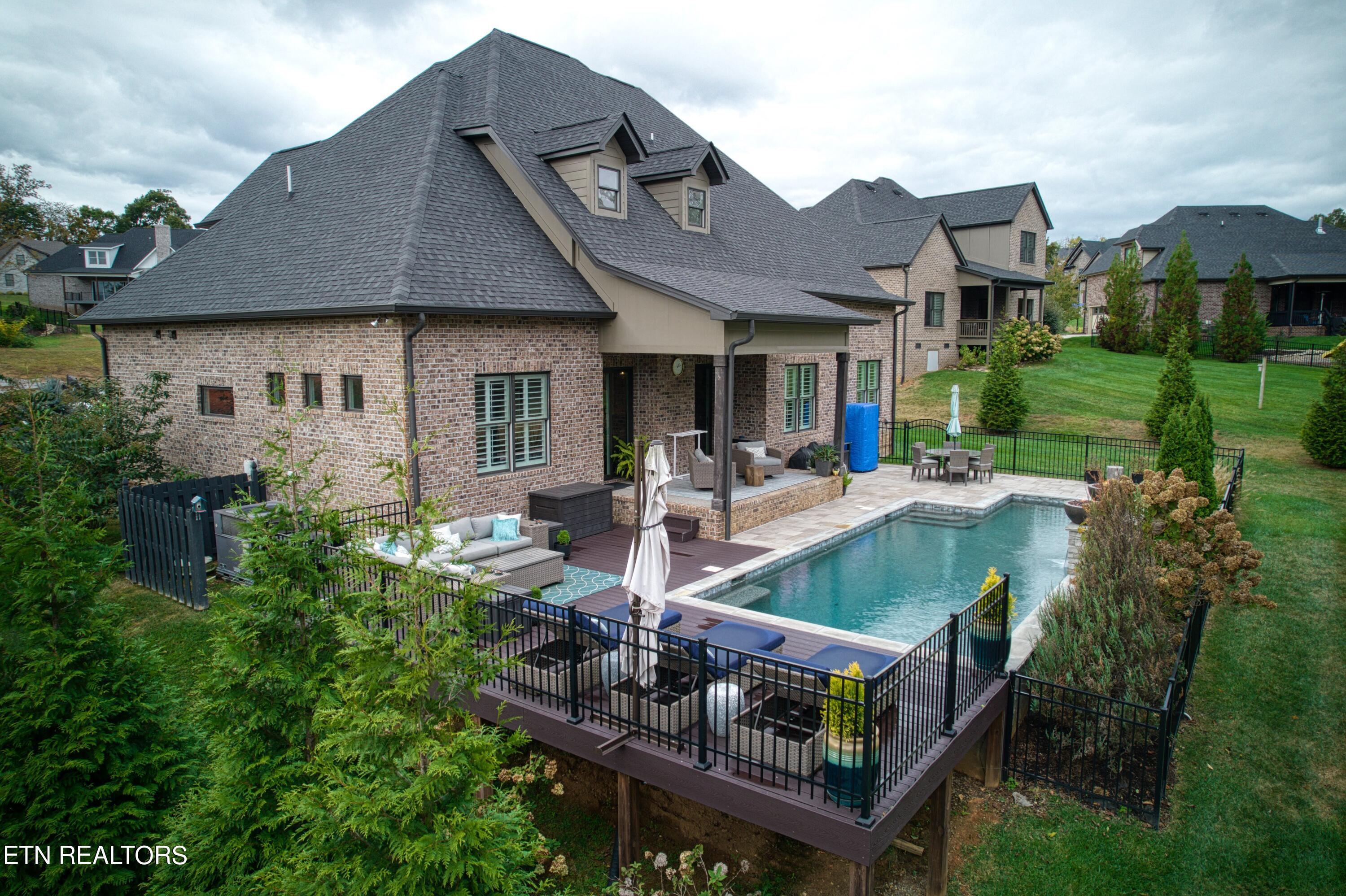 656 Split Rail Lane Knoxville TN 37934