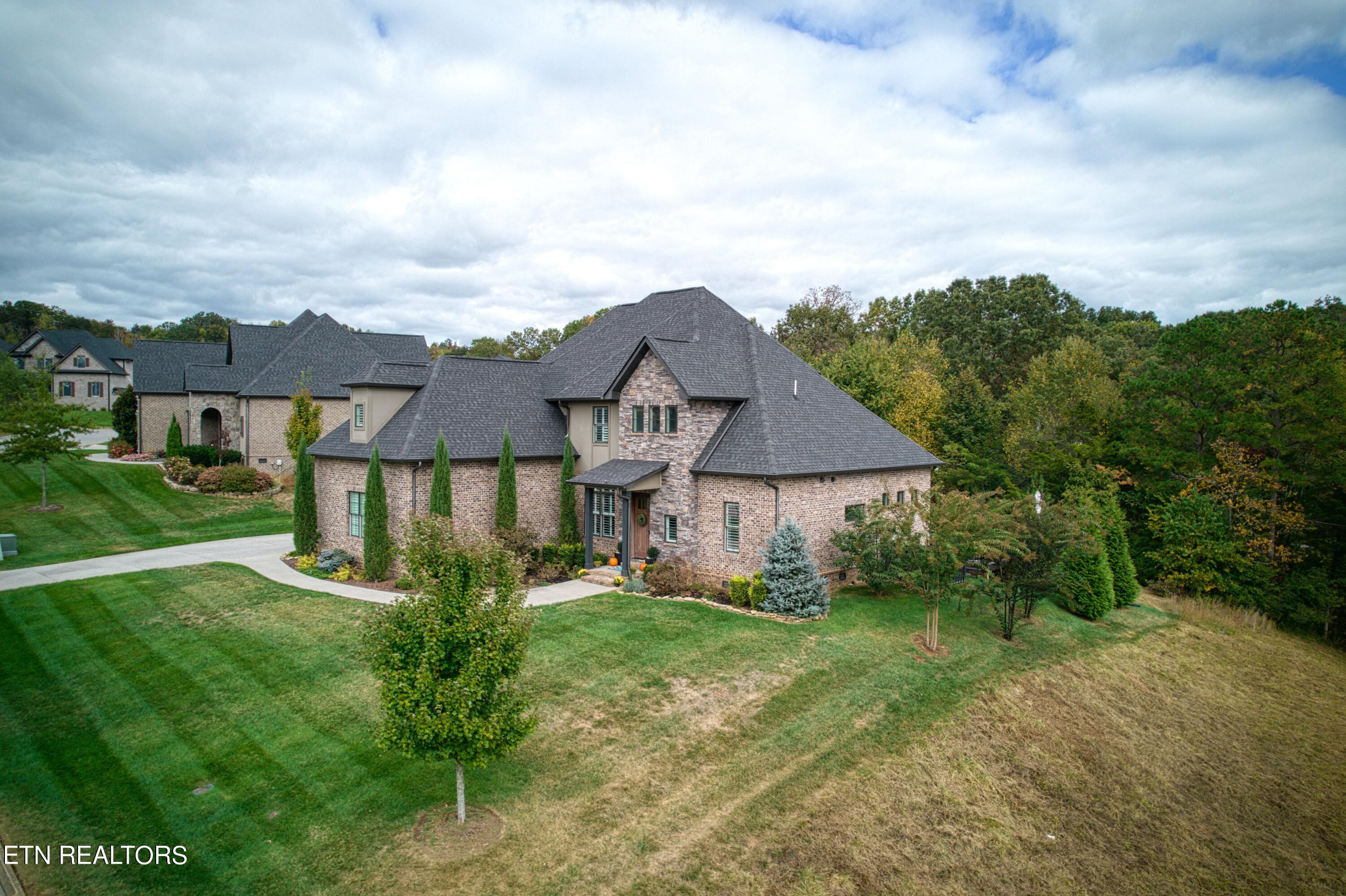 656 Split Rail Lane Knoxville TN 37934
