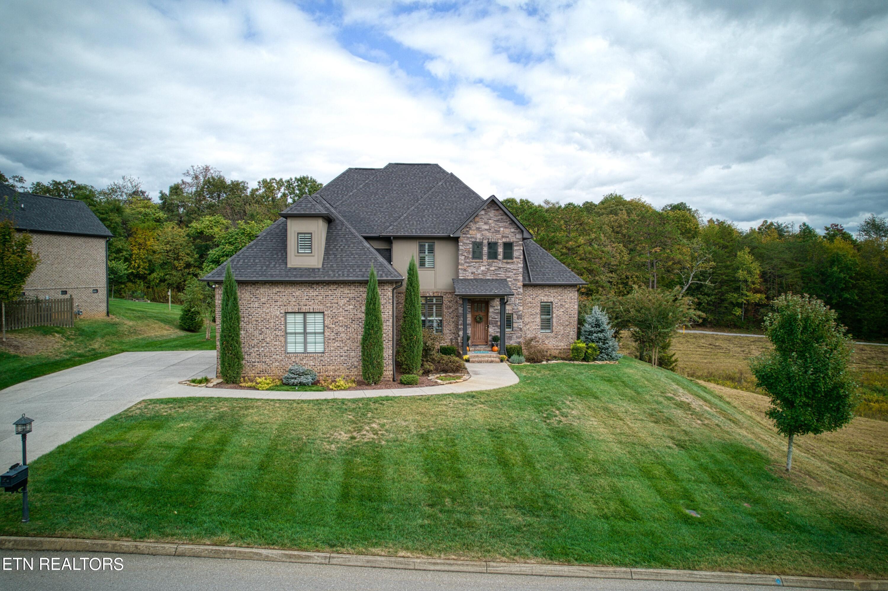 656 Split Rail Lane Knoxville TN 37934