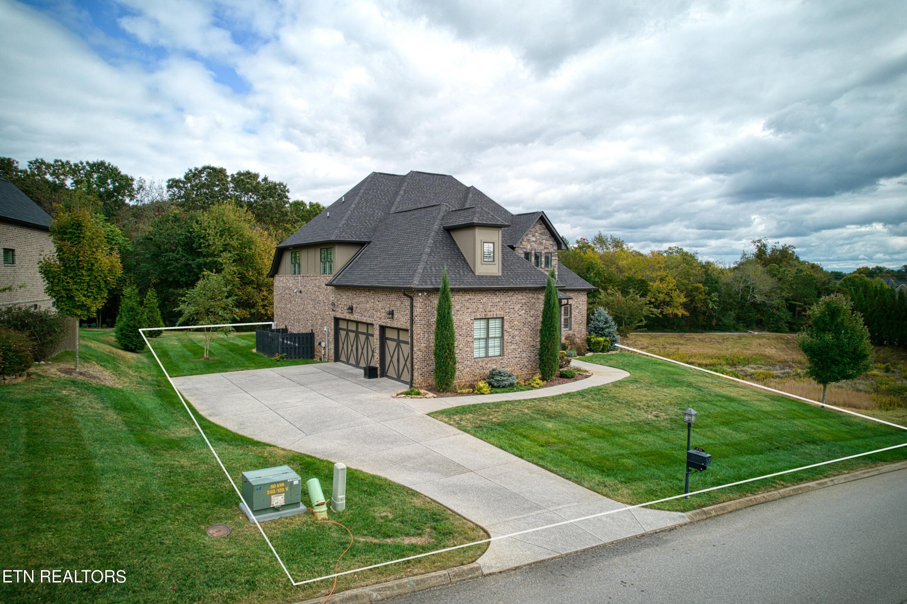 656 Split Rail Lane Knoxville TN 37934
