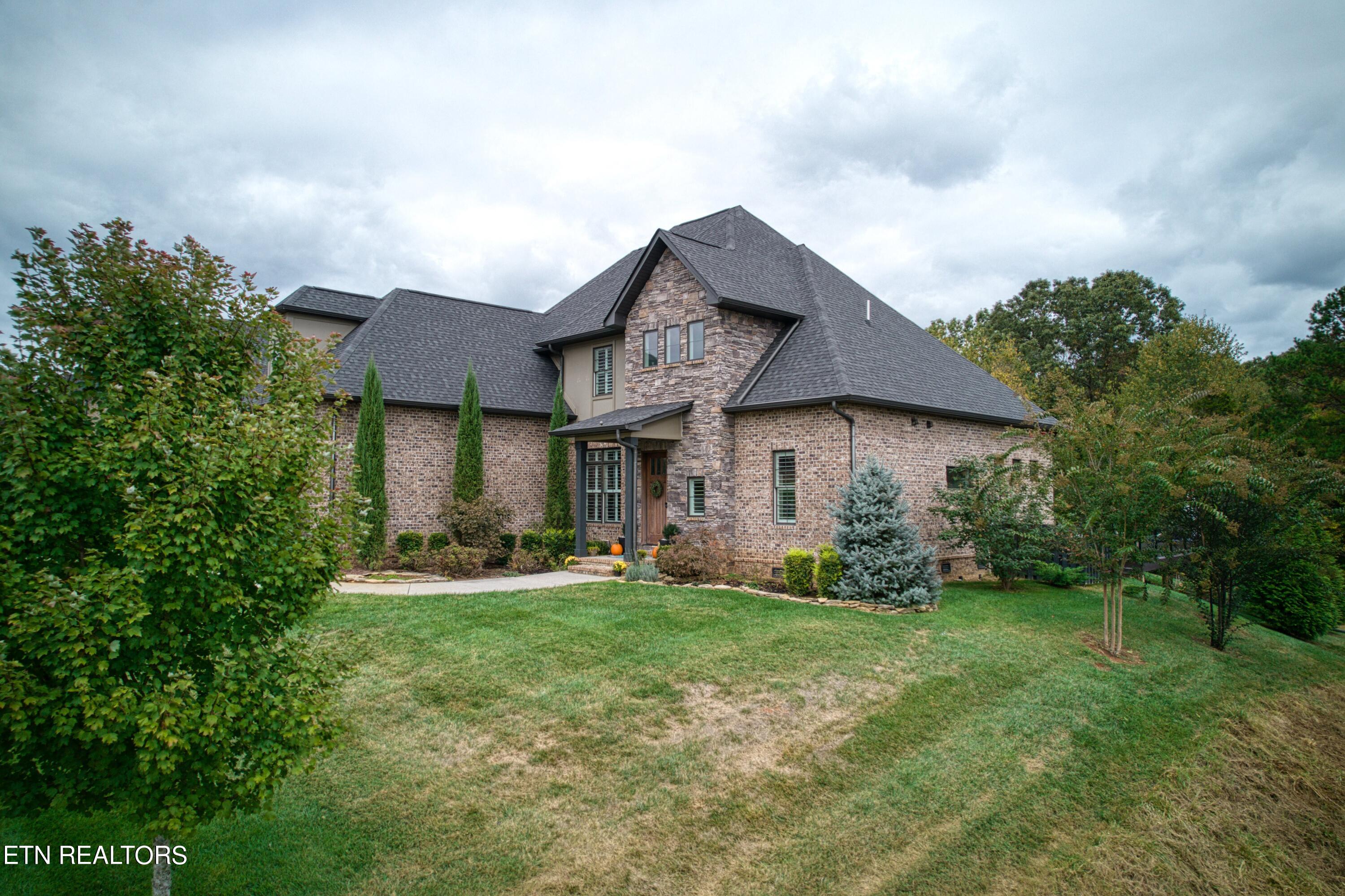 656 Split Rail Lane Knoxville TN 37934