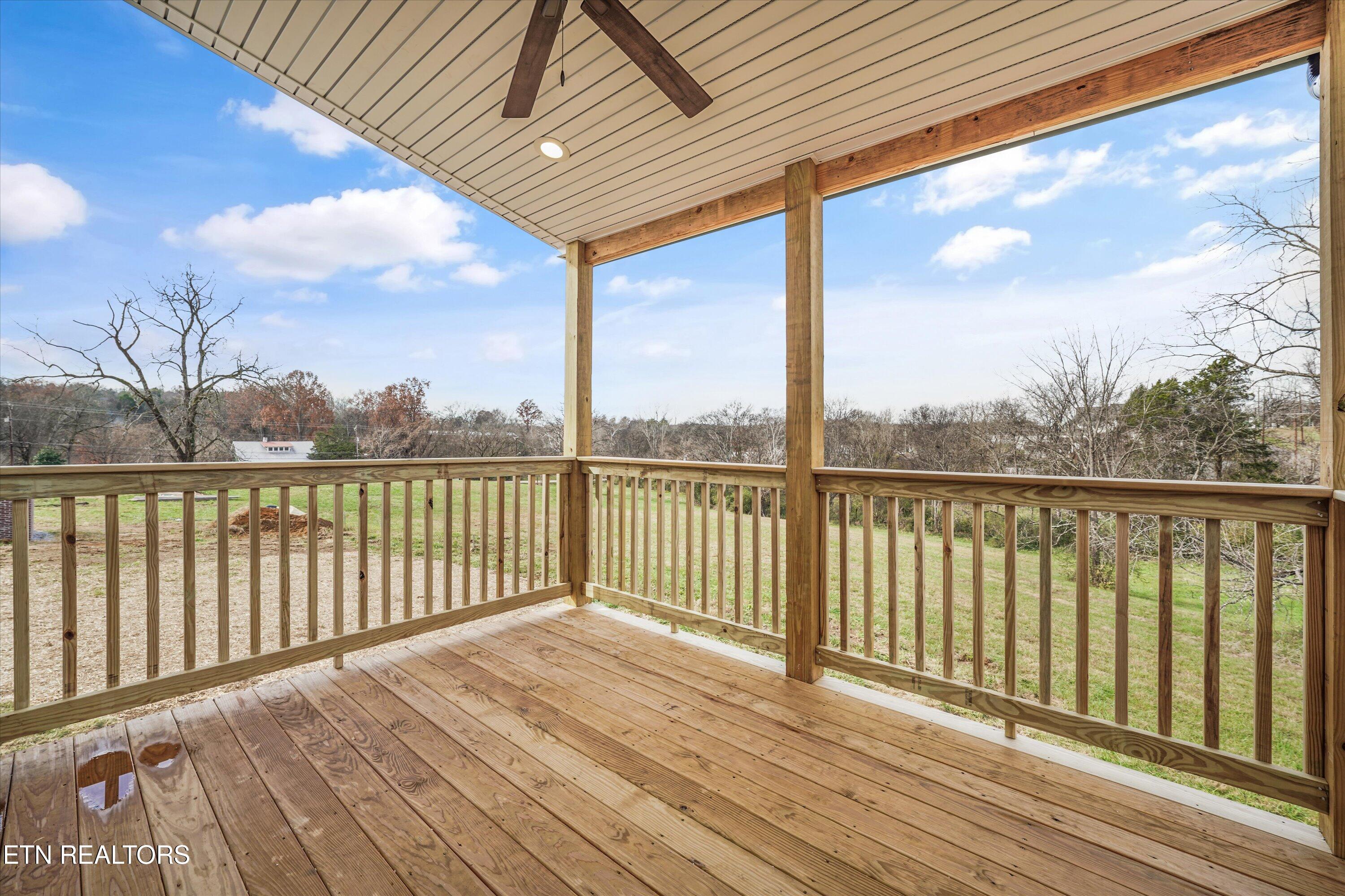 106 S Front Street Friendsville TN 37737