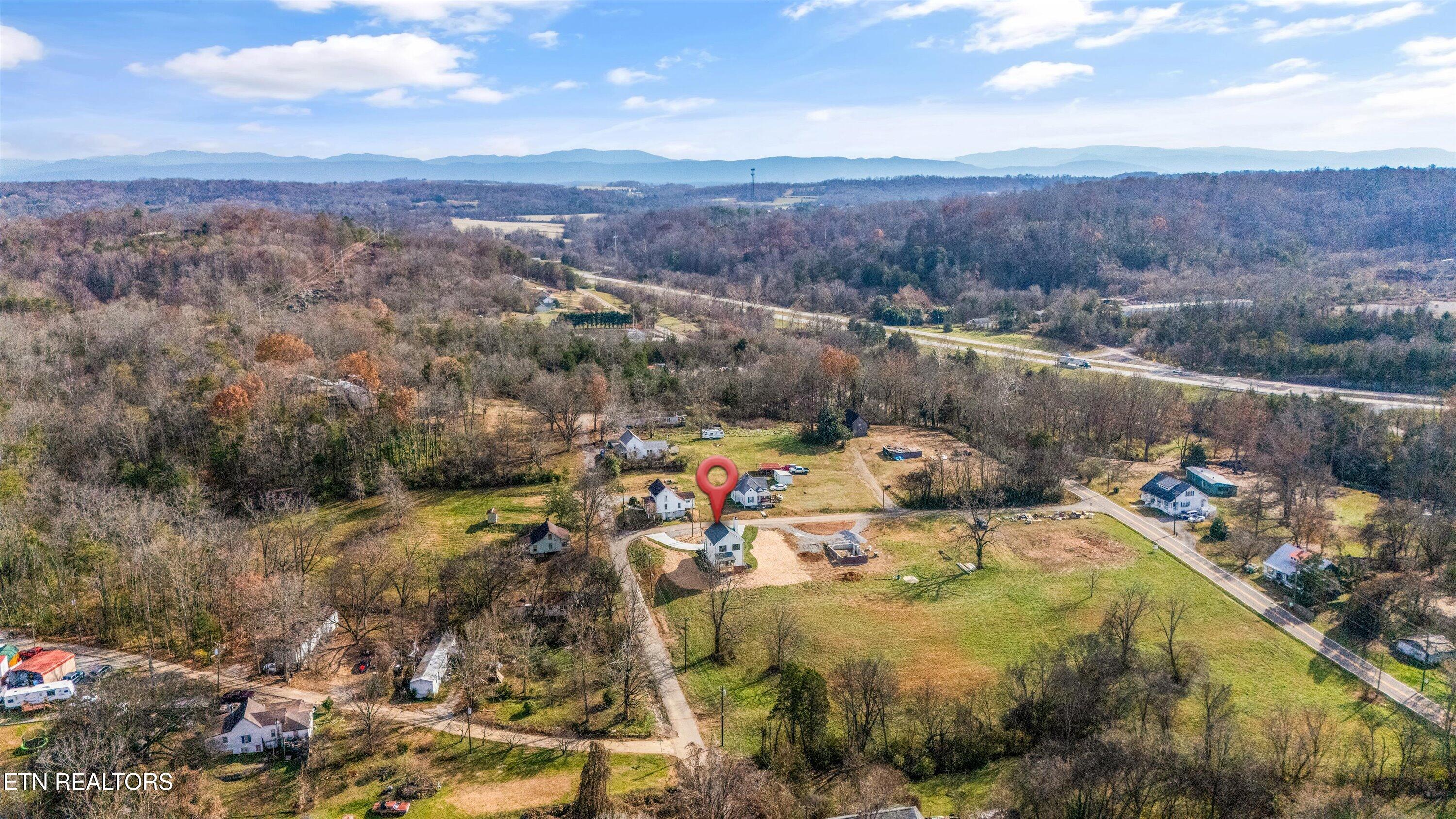 106 S Front Street Friendsville TN 37737