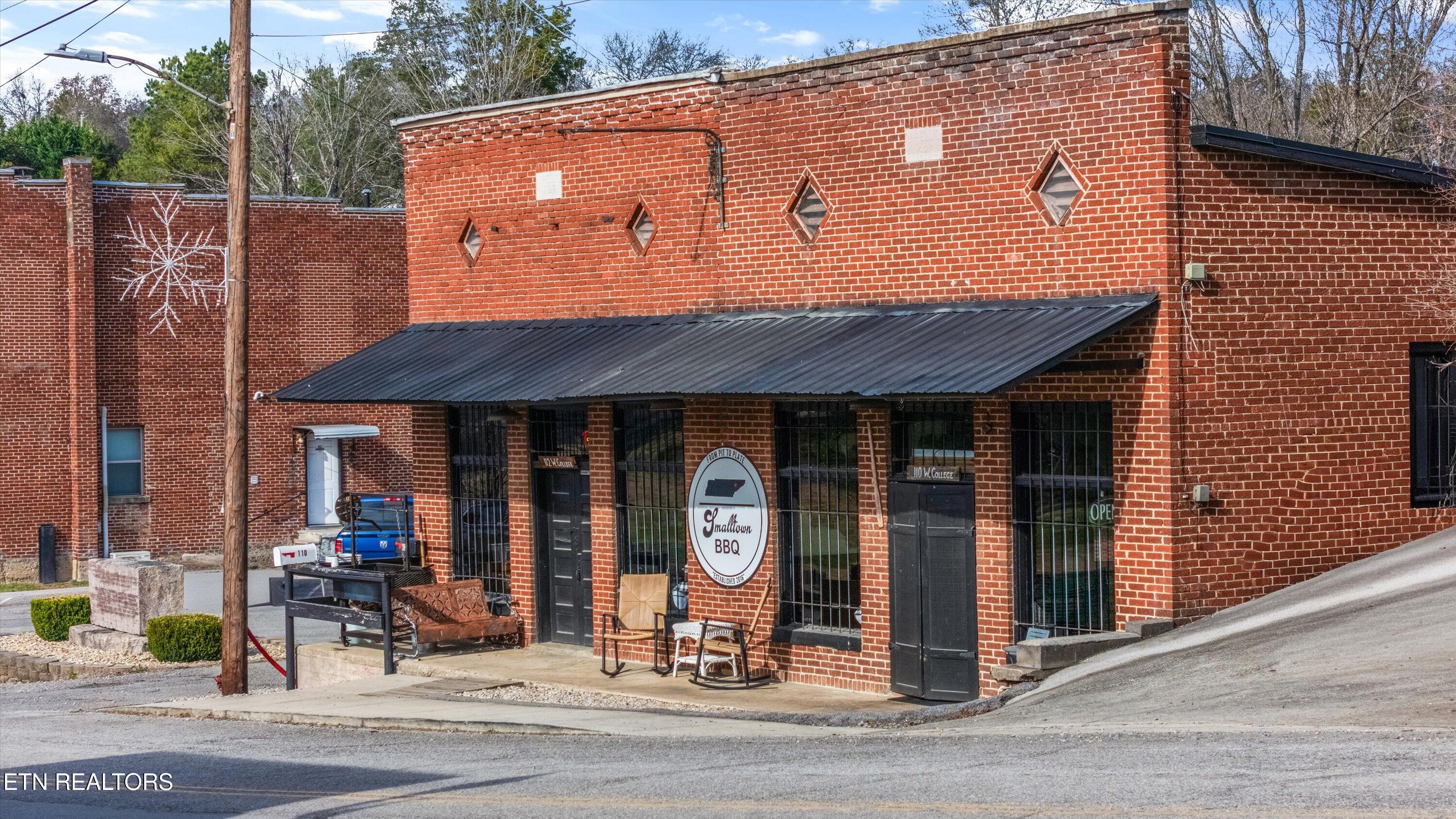 106 S Front Street Friendsville TN 37737