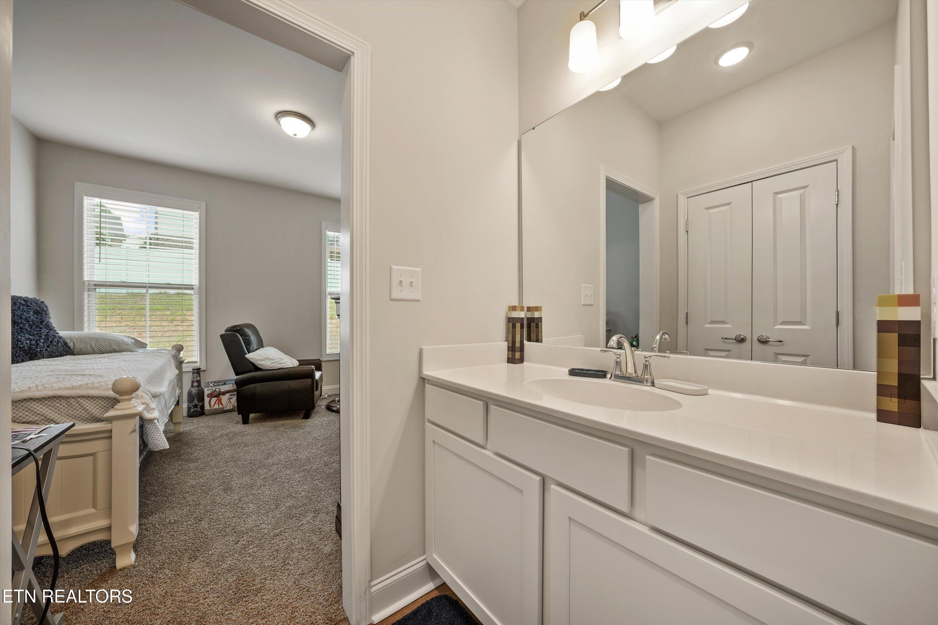 8121 Chapel Hill Lane Knoxville TN 37938