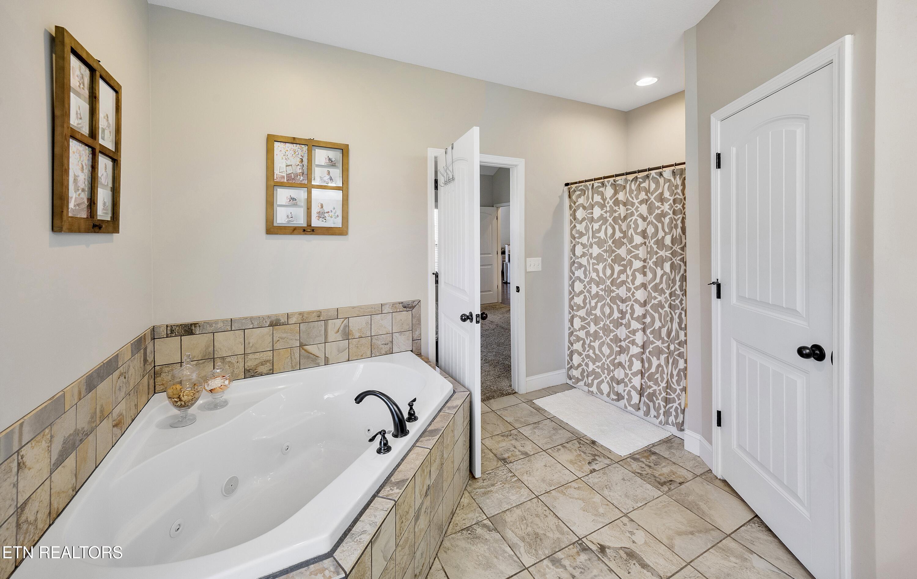 410 Frostview Lane Maryville TN 37804