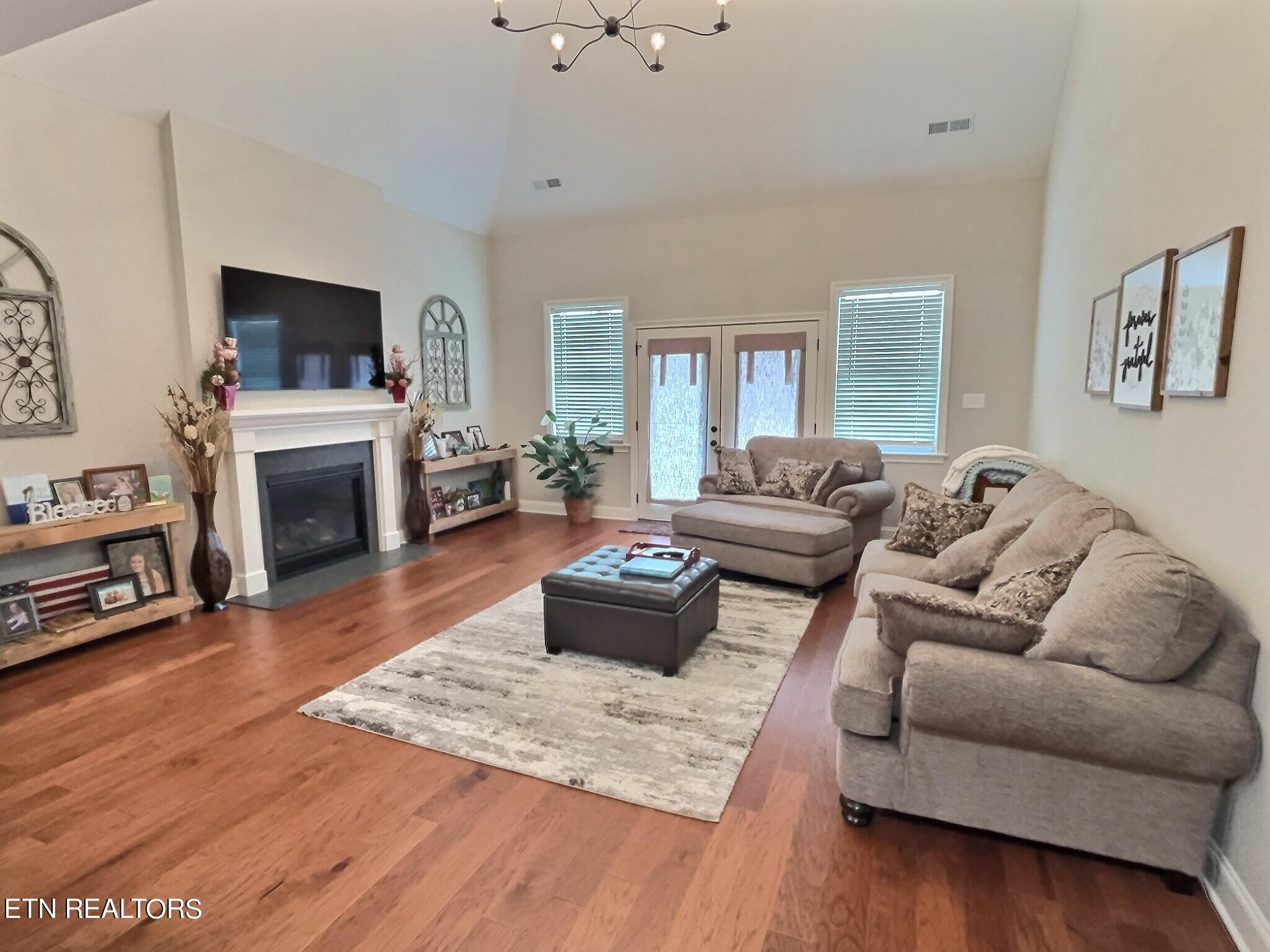 826 Olympic Drive Lenoir City TN 37771