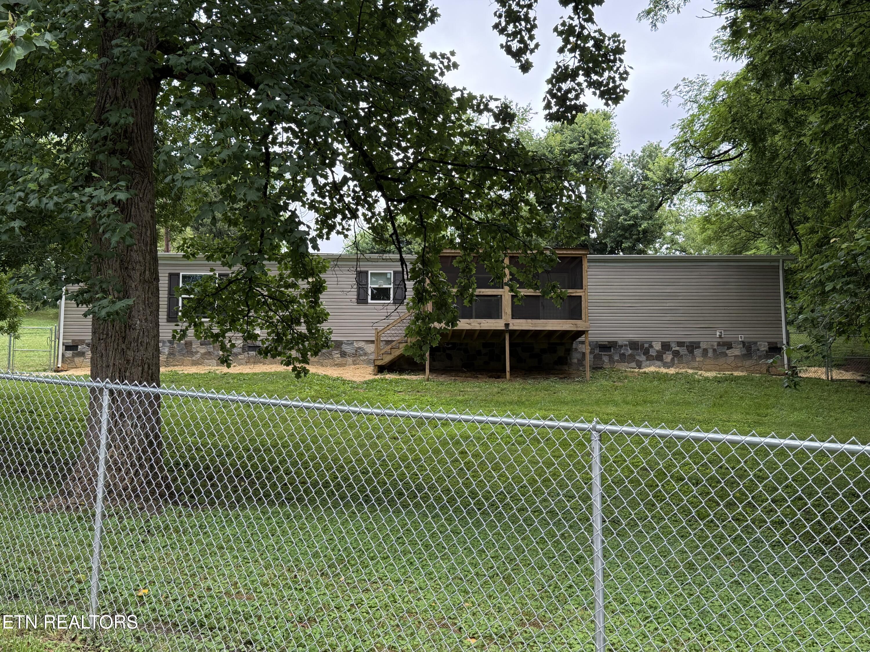 2005 Neubert Road Knoxville TN 37914