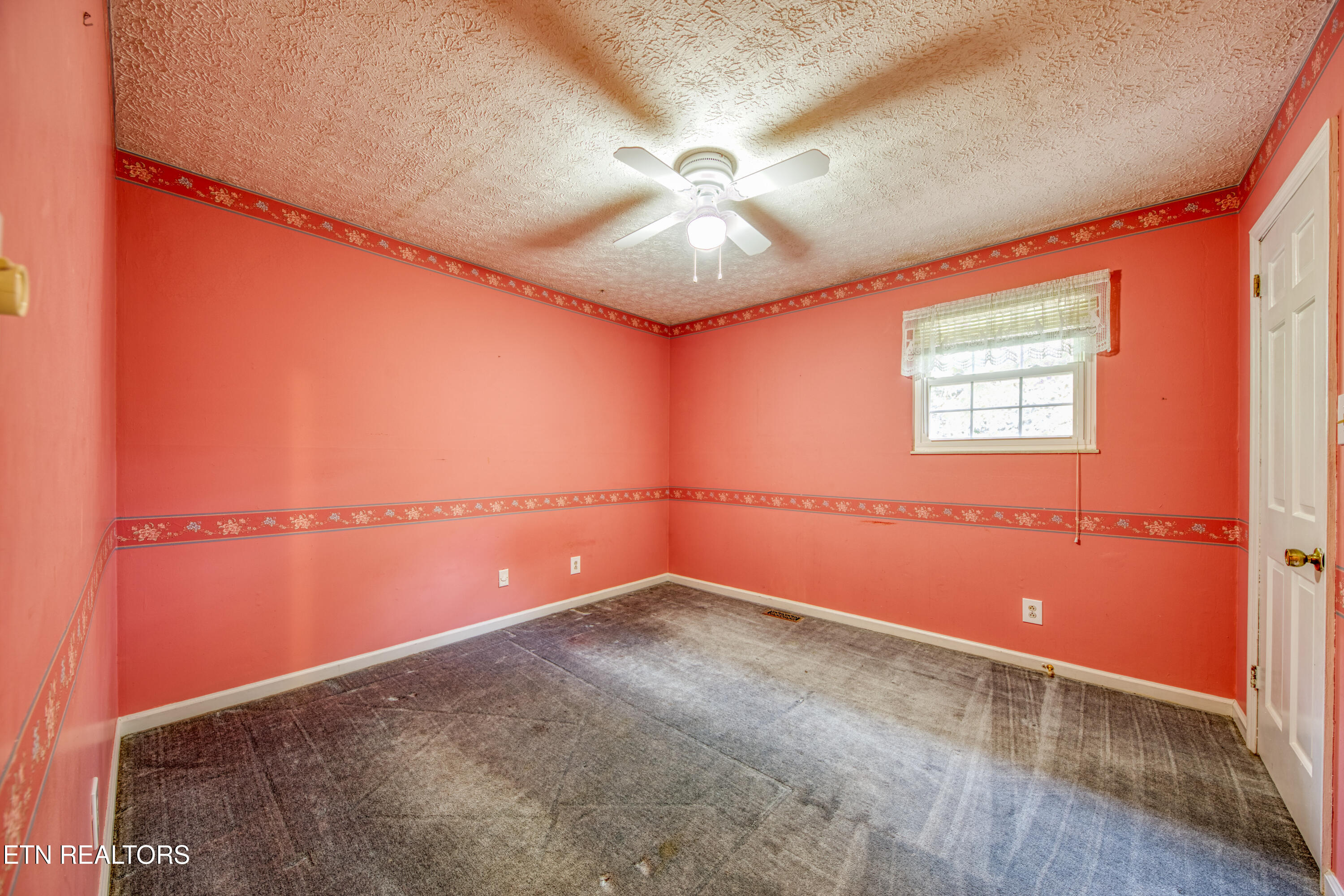 1805 Grenada Boulevard Knoxville TN 37922