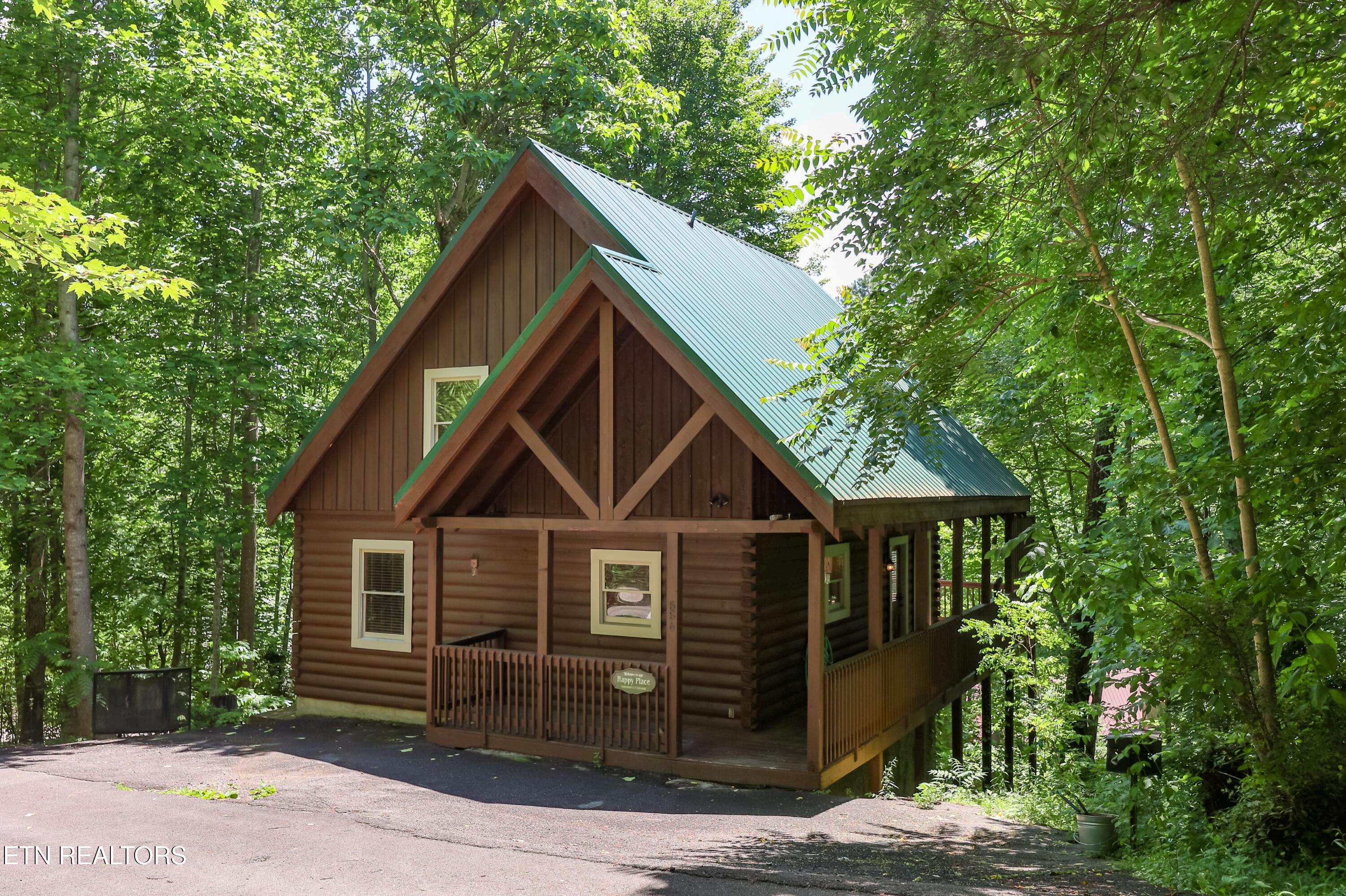 556 Wildwood Forest Way Sevierville TN 37876