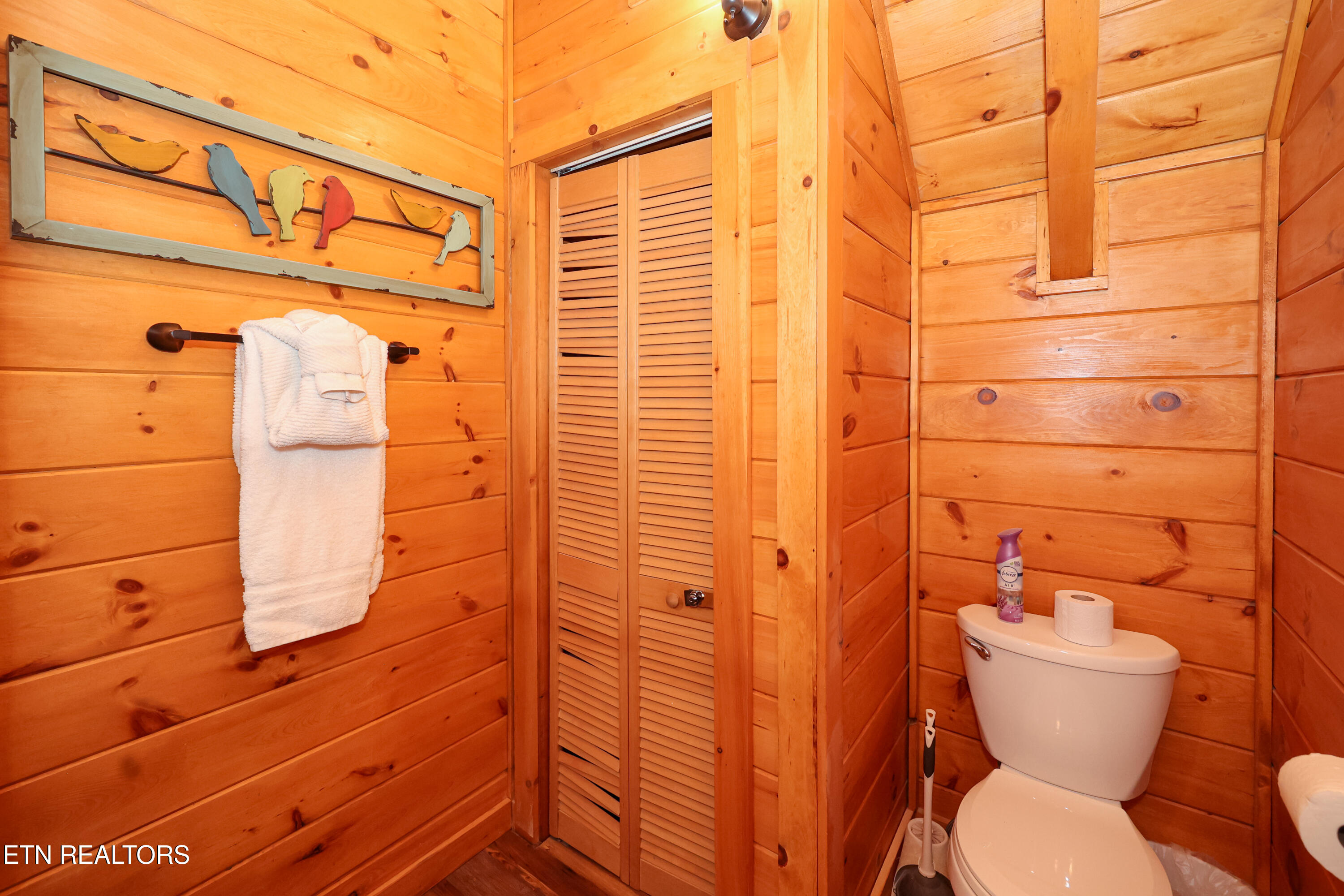 556 Wildwood Forest Way Sevierville TN 37876