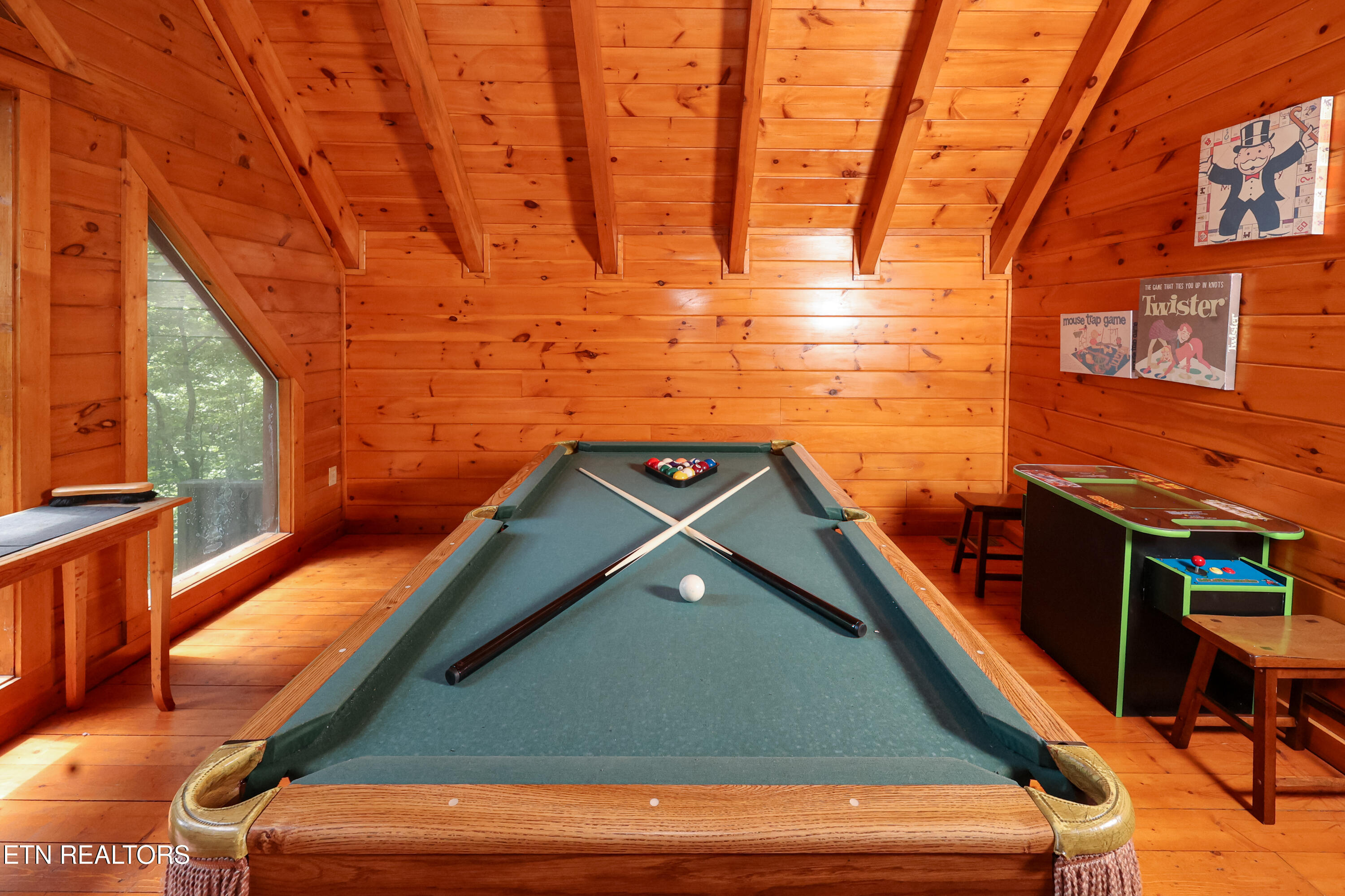 556 Wildwood Forest Way Sevierville TN 37876