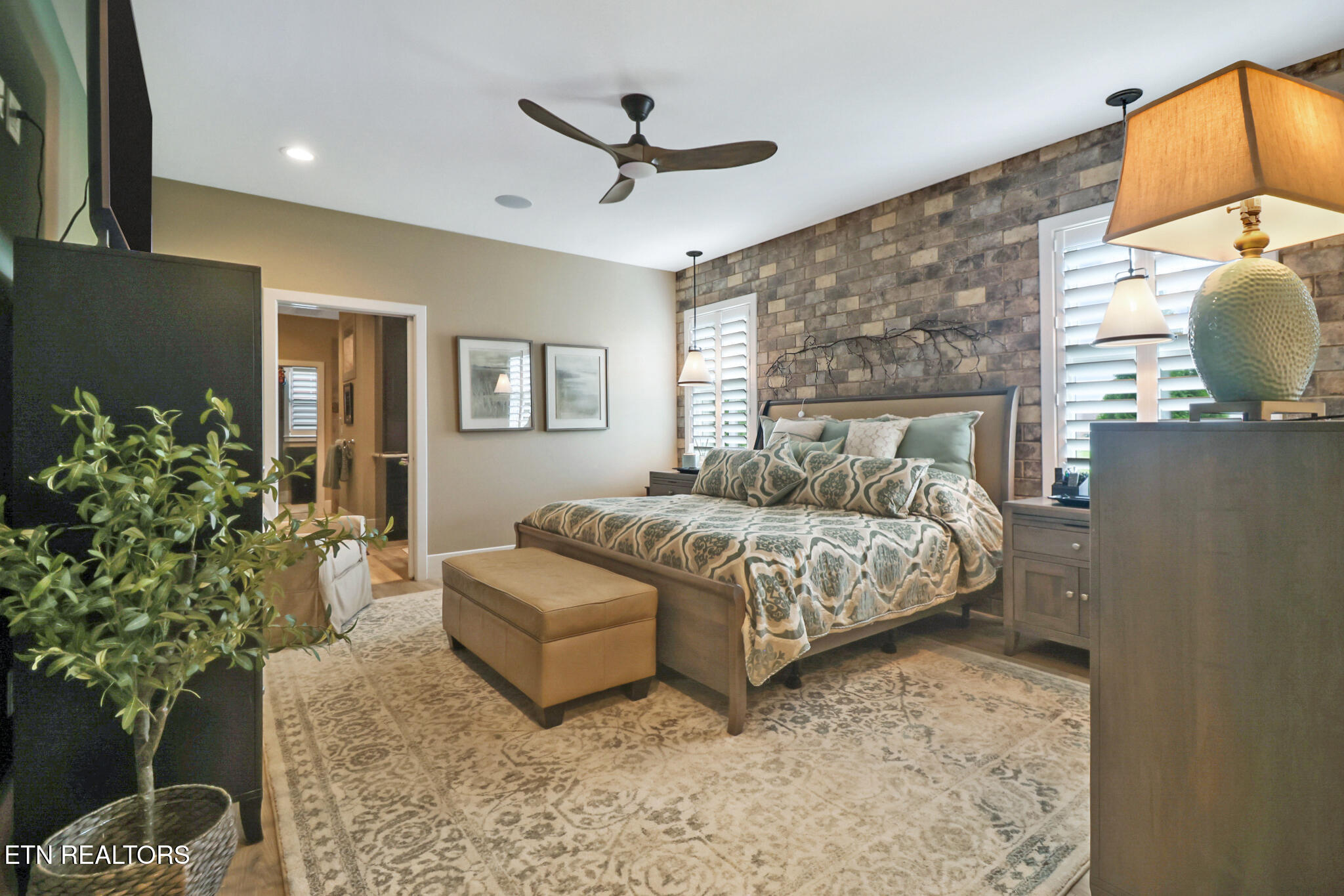 171 Red Oak Drive Crossville TN 38555