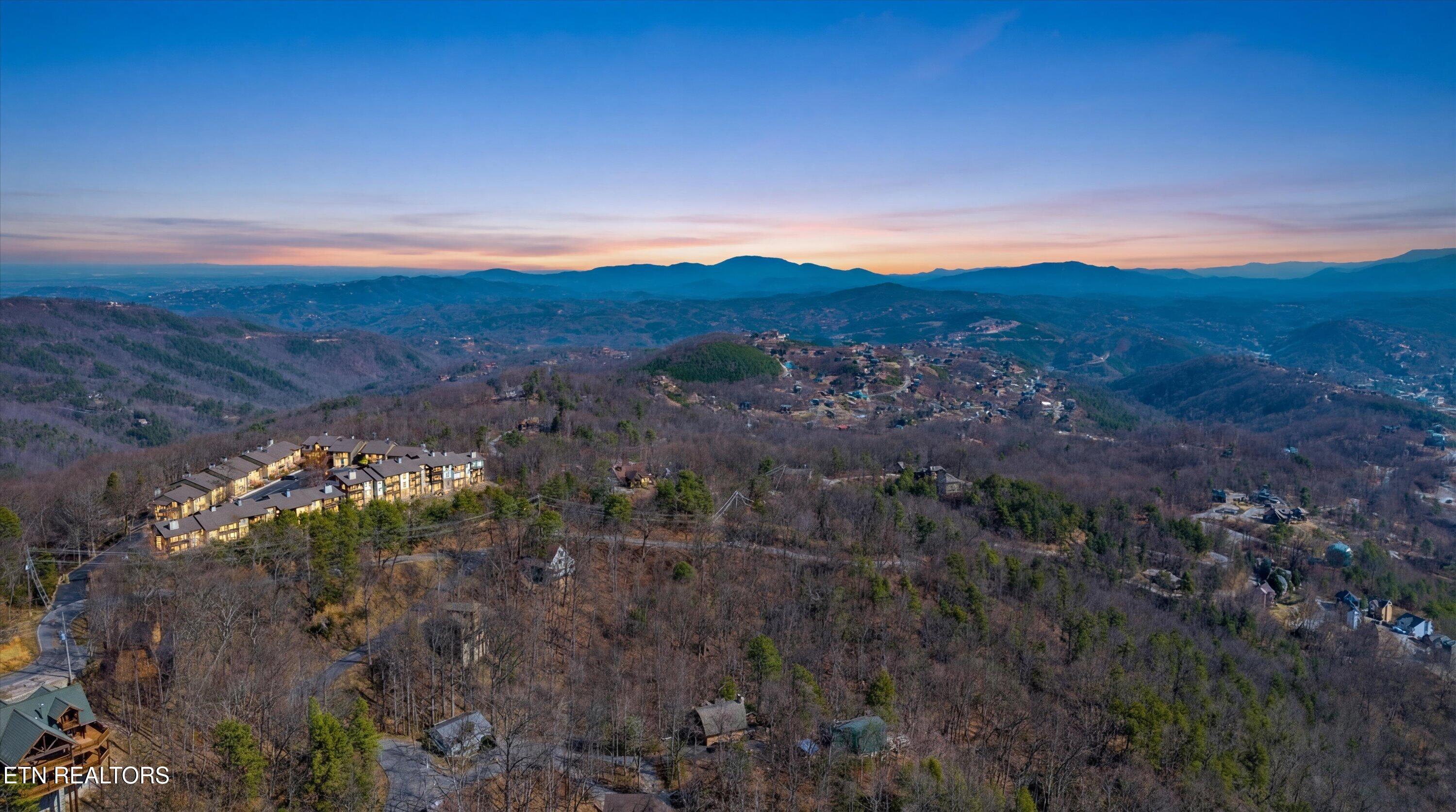1037 Ski View Drive Gatlinburg TN 37738