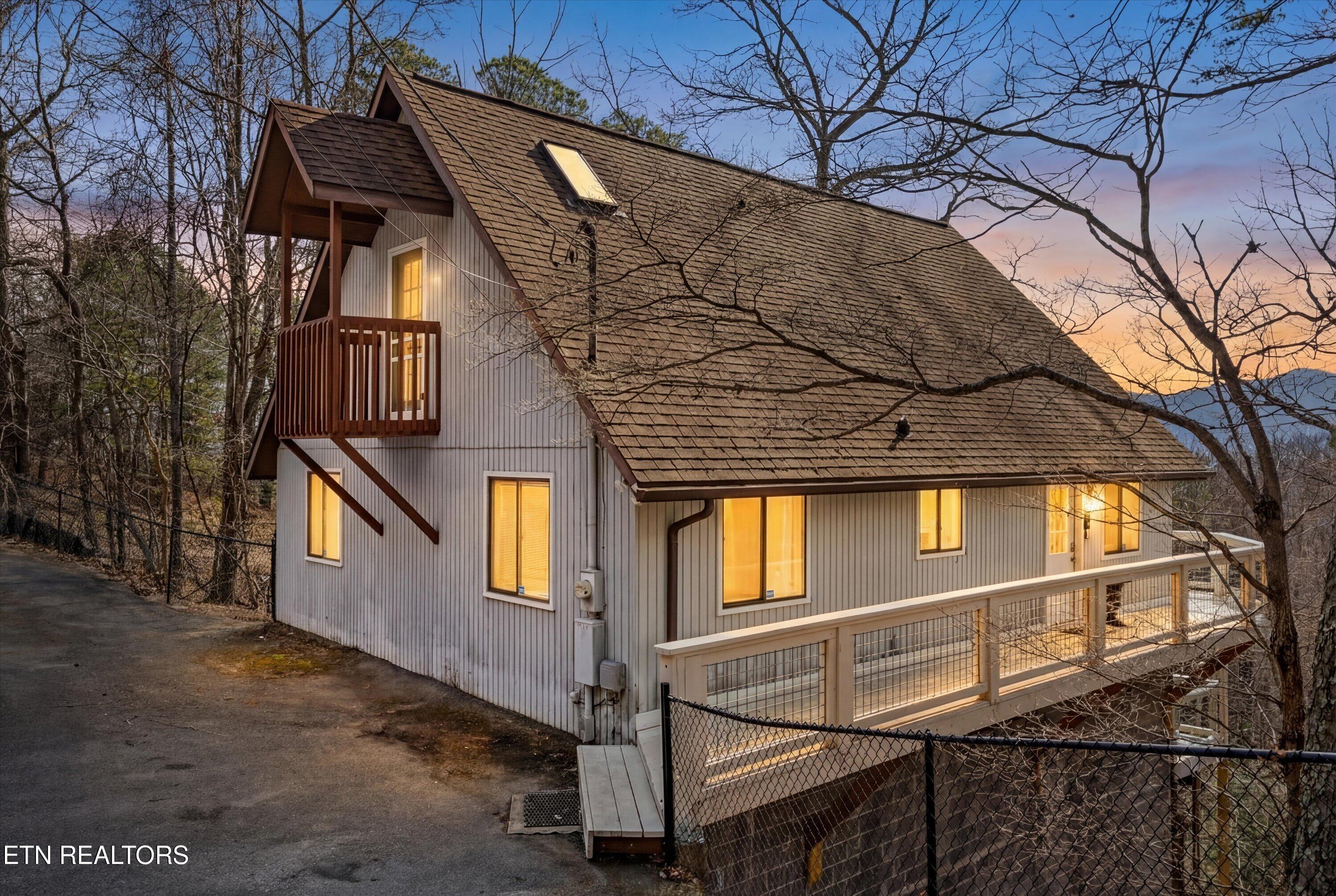 1037 Ski View Drive Gatlinburg TN 37738