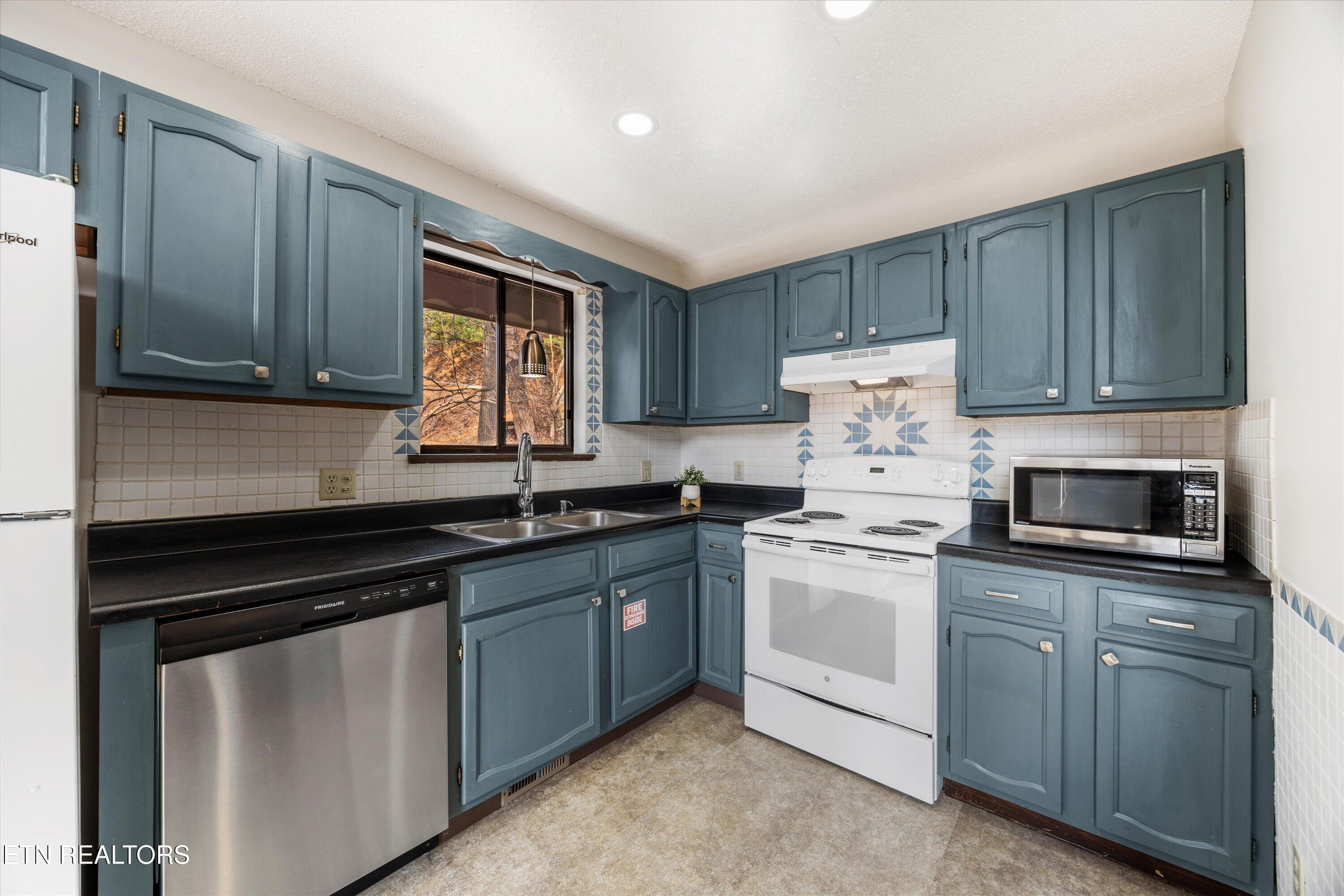 1037 Ski View Drive Gatlinburg TN 37738