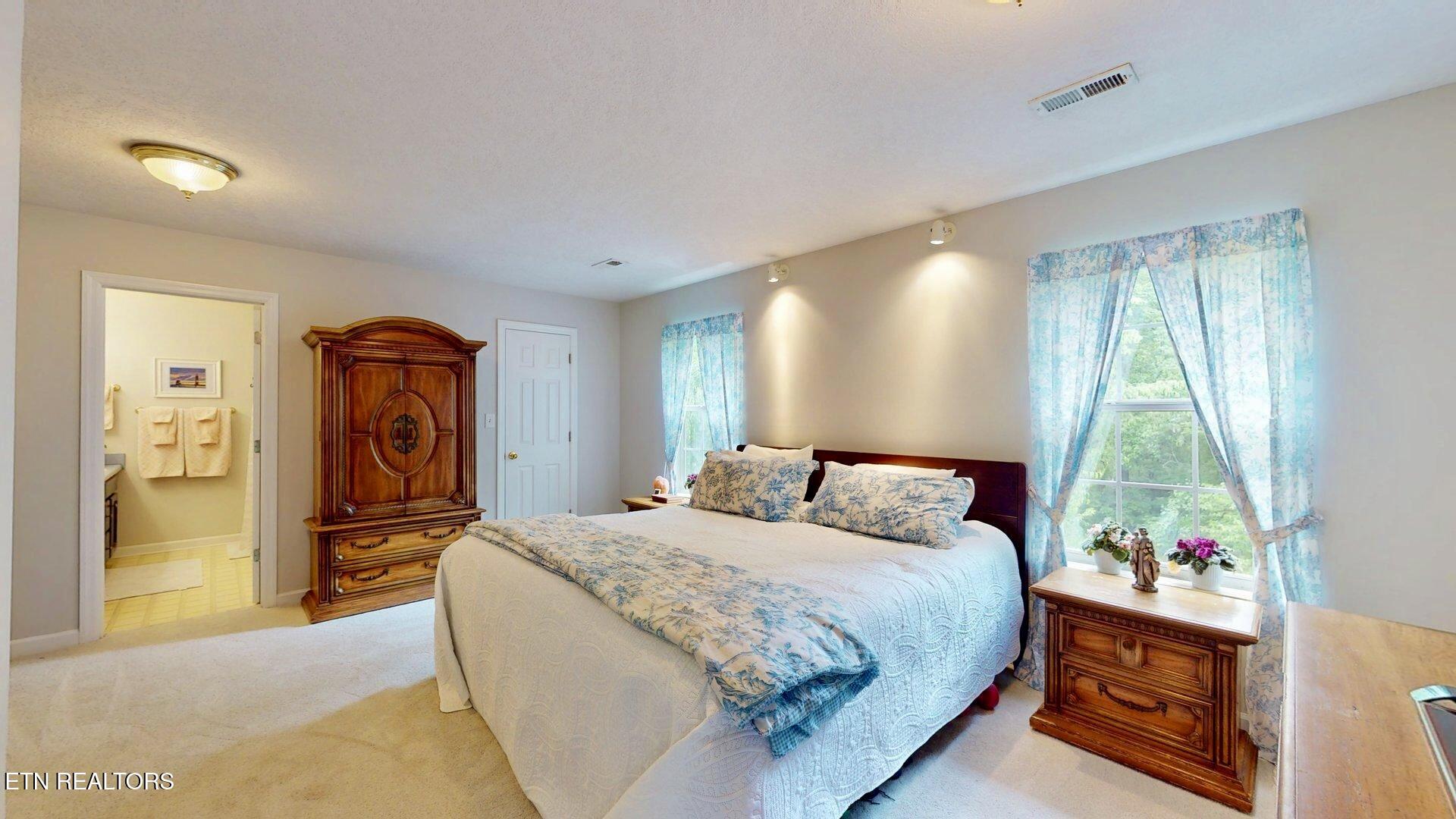 2202 Orchard Meade Lane Knoxville TN 37923