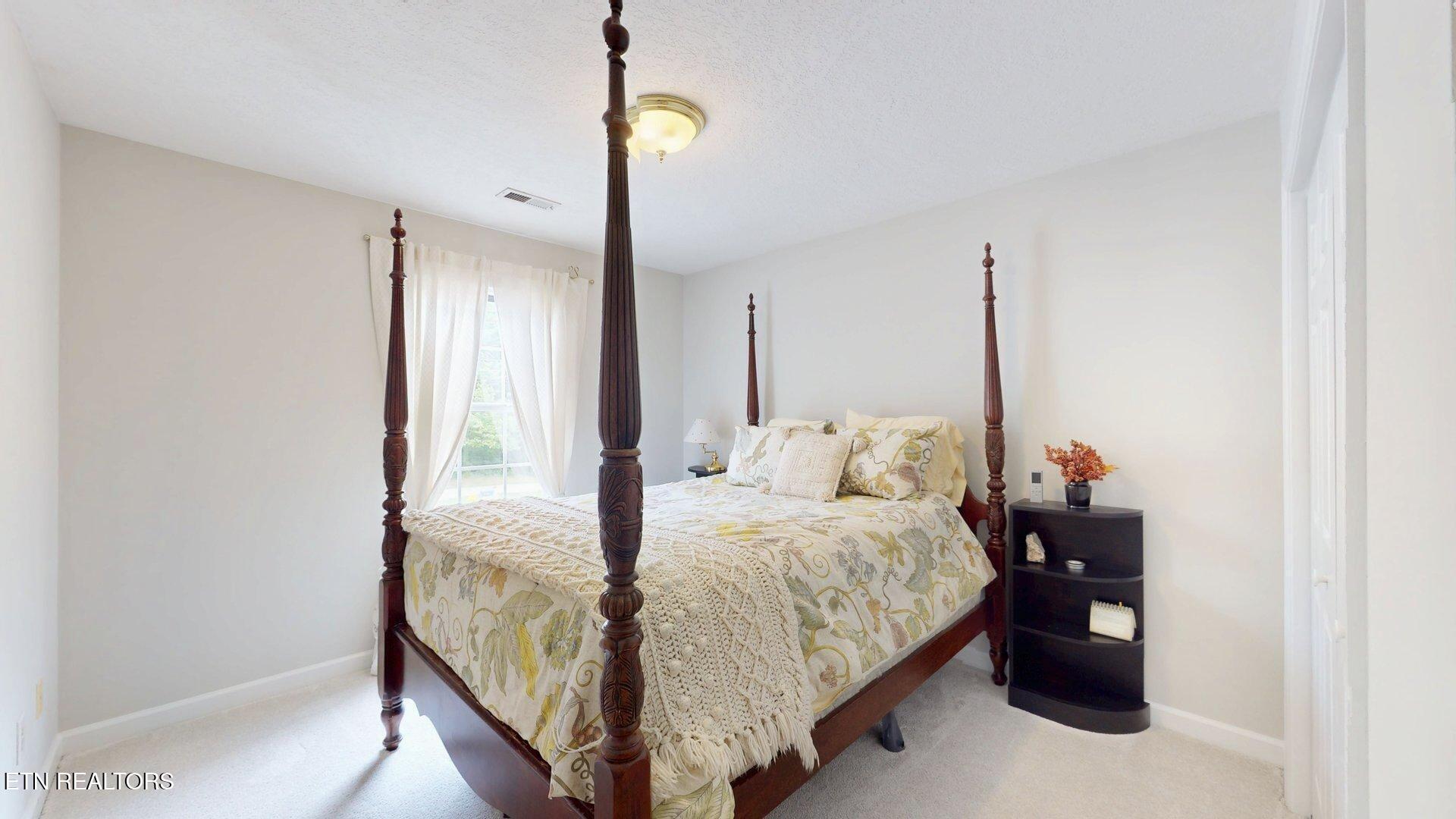 2202 Orchard Meade Lane Knoxville TN 37923
