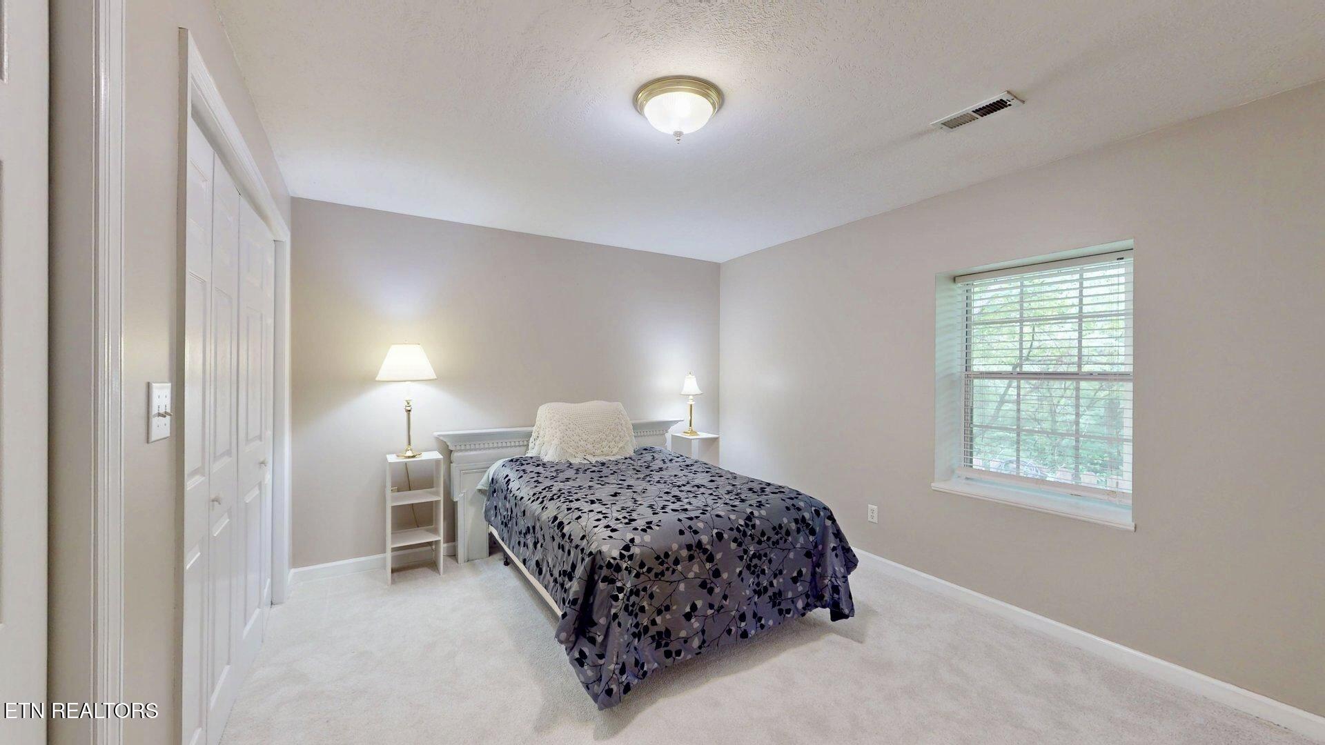 2202 Orchard Meade Lane Knoxville TN 37923
