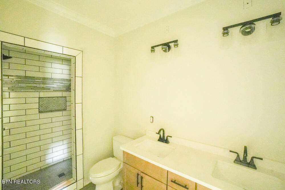 1001 N Old Grey Ridge Road Maryville TN 37801