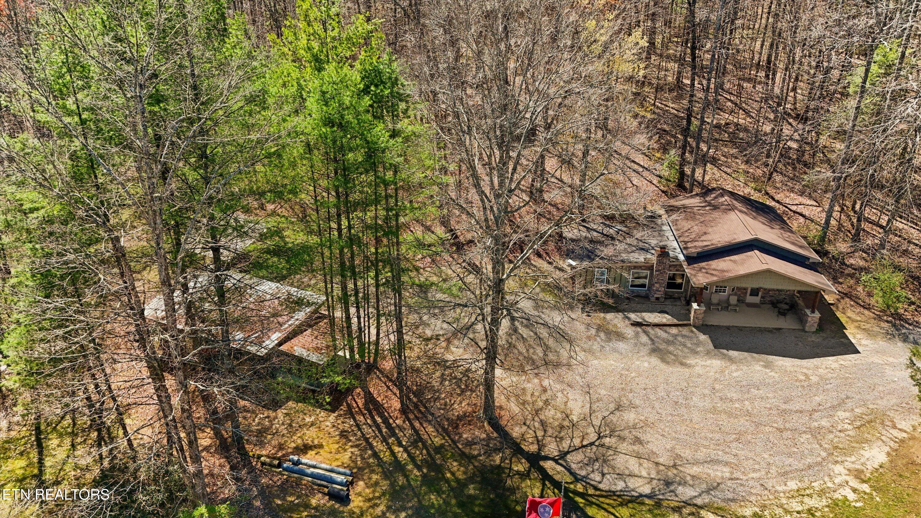 1525 Cove Lane Oliver Springs TN 37840
